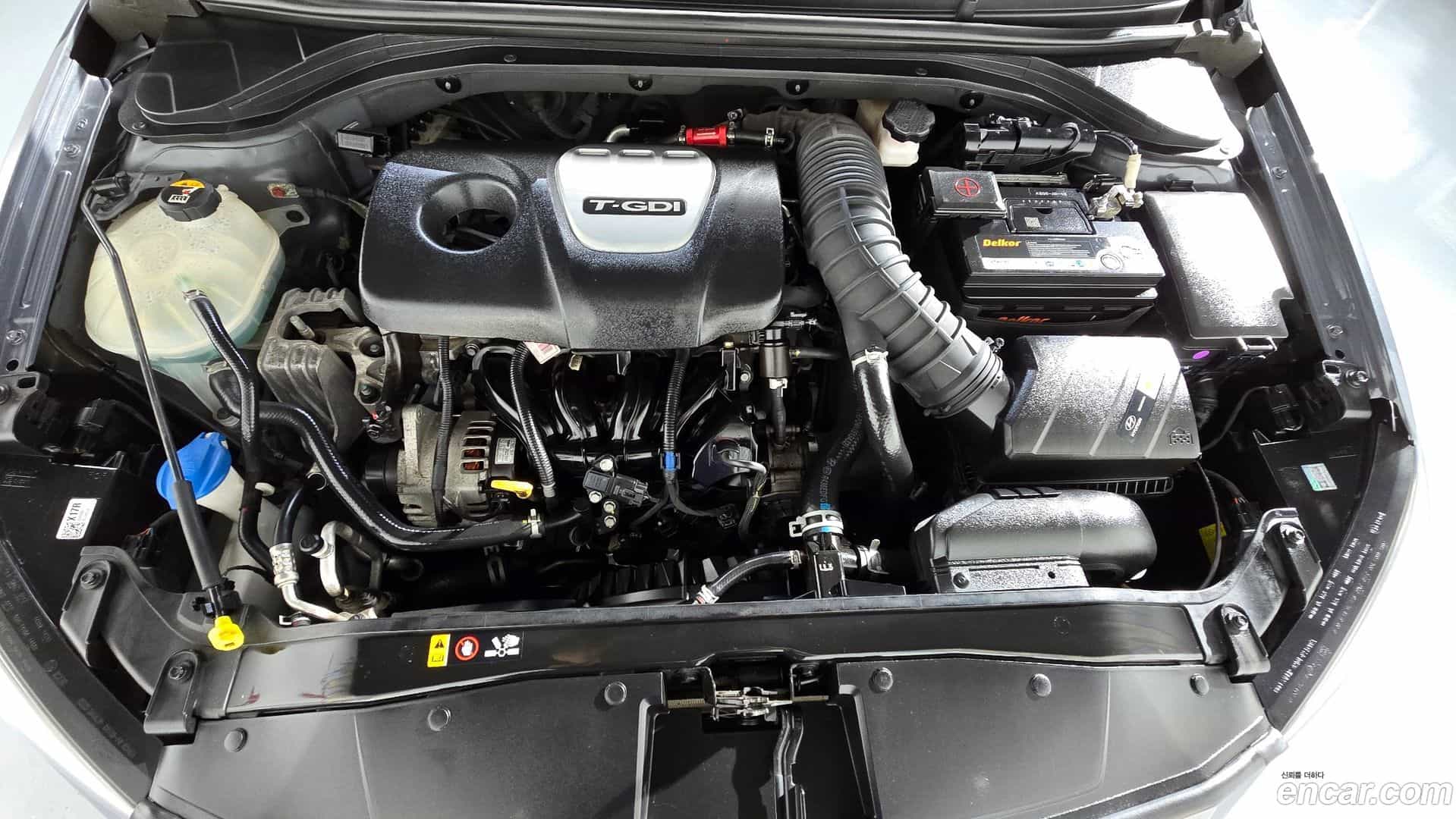 AVANTE Hyundai 2017.0-OUTER-006