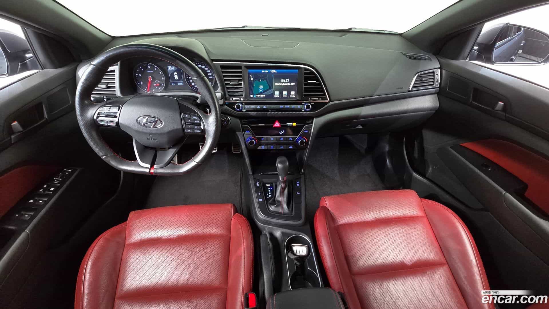 AVANTE Hyundai 2017.0-INNER-007