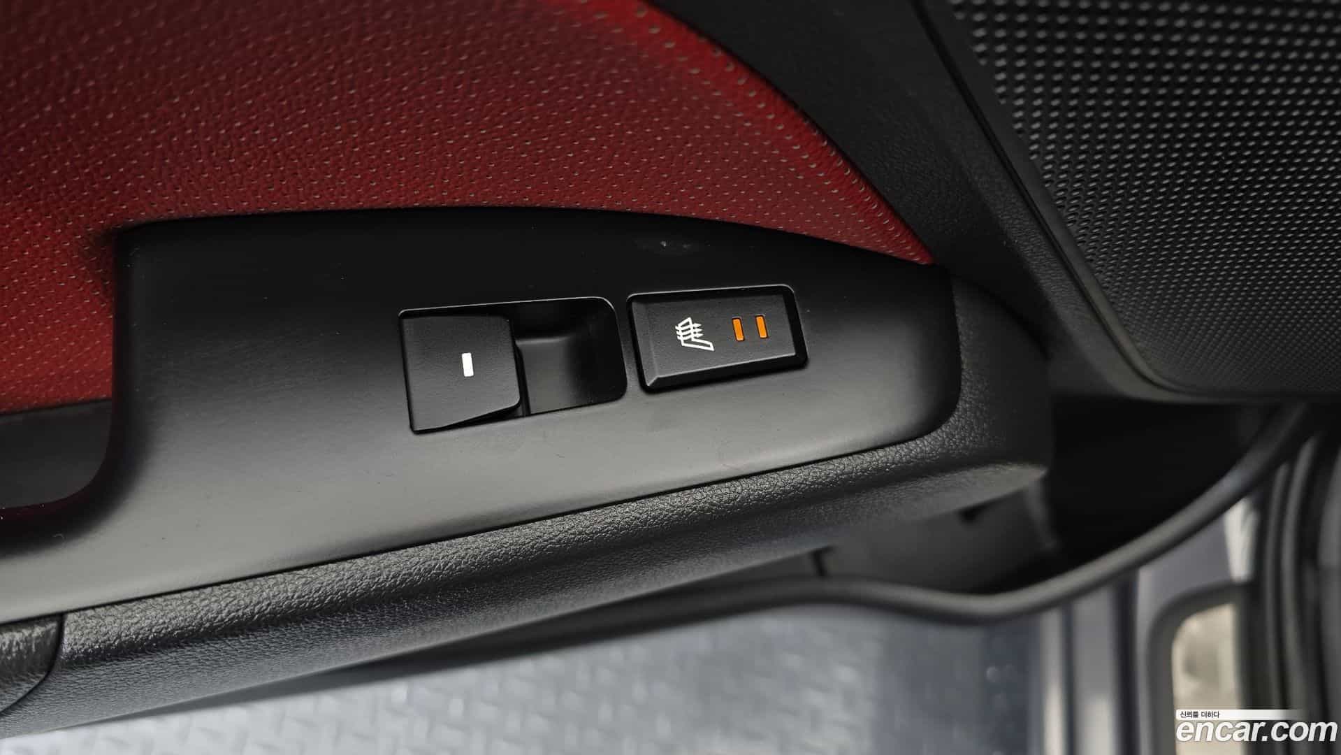 AVANTE Hyundai 2017.0-OPTION-044