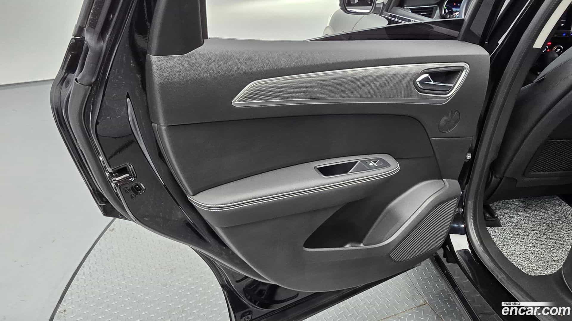 XM3 Renault Korea 2022.9-INNER-035