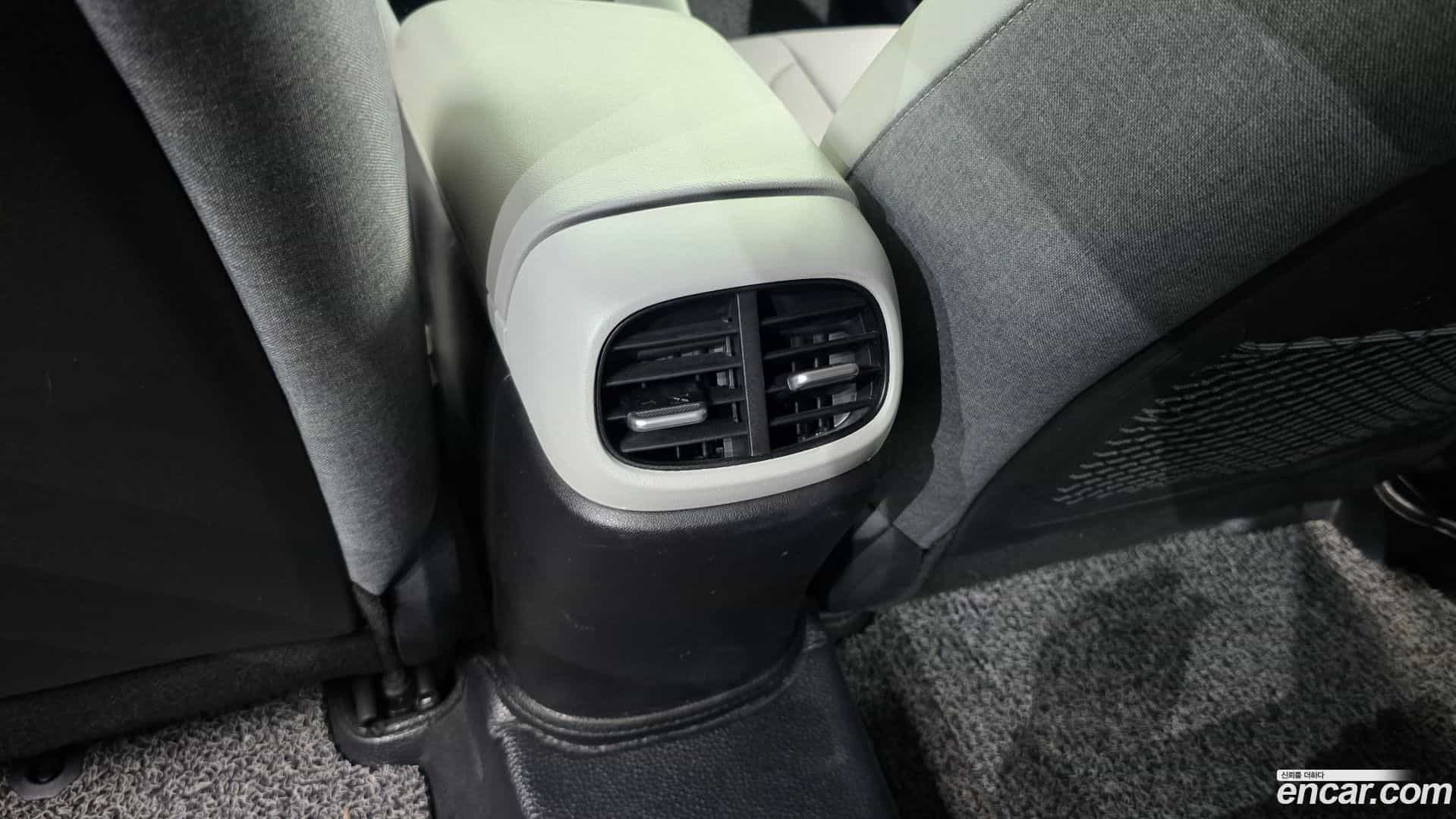 AVANTE Hyundai 2021.5-OPTION-045