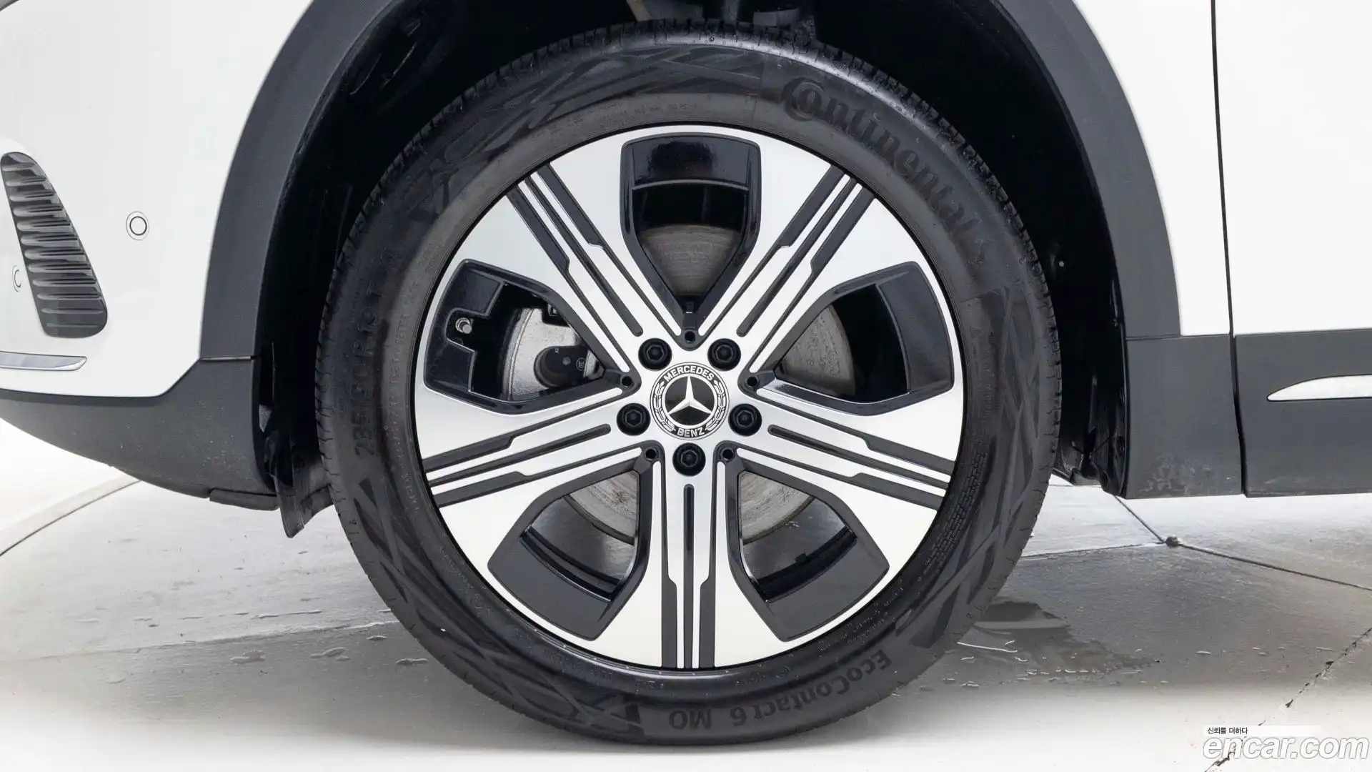 EQA Mercedes-Benz 2025.9-OUTER-005