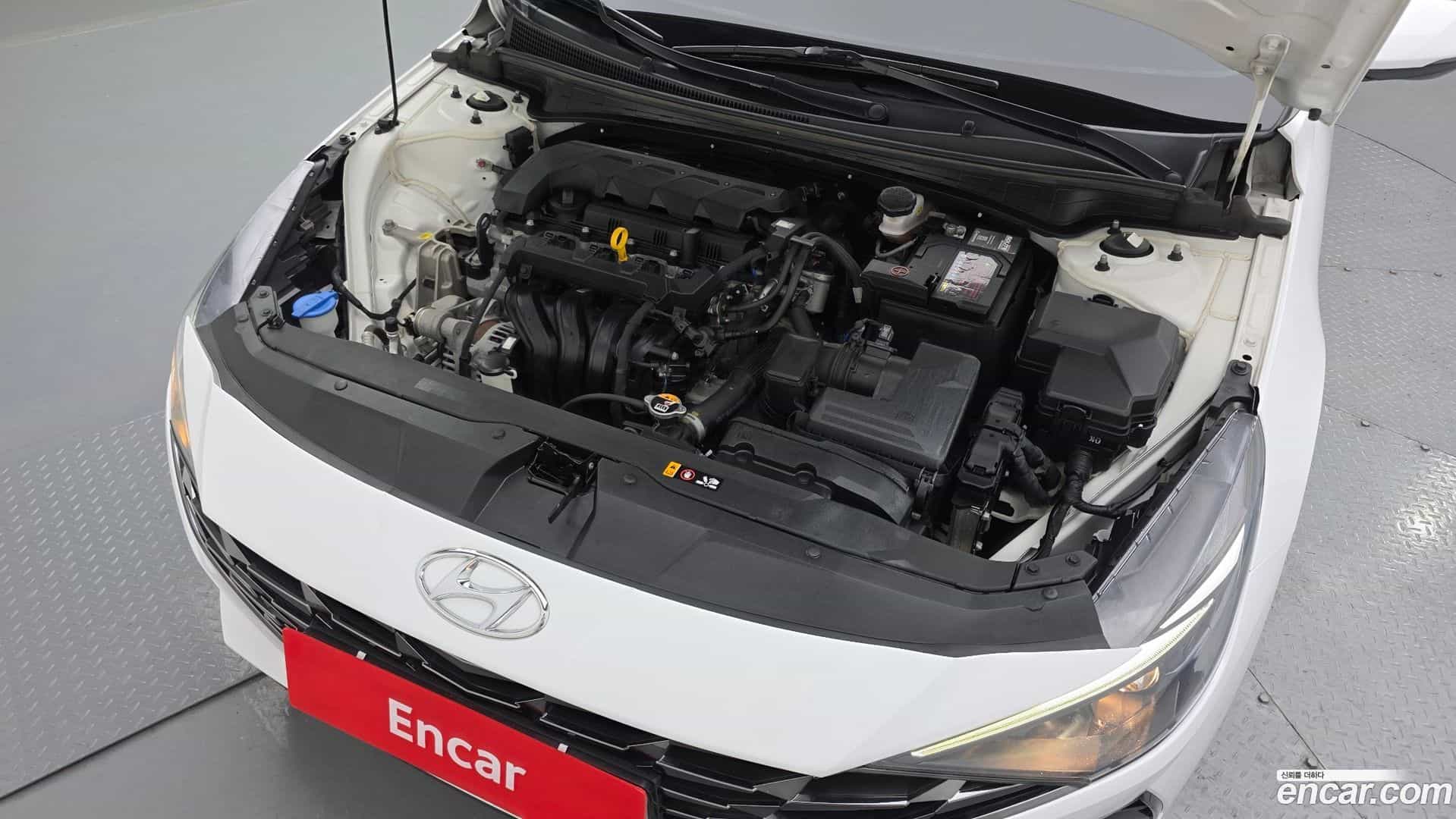 AVANTE Hyundai 2022.0-OUTER-006