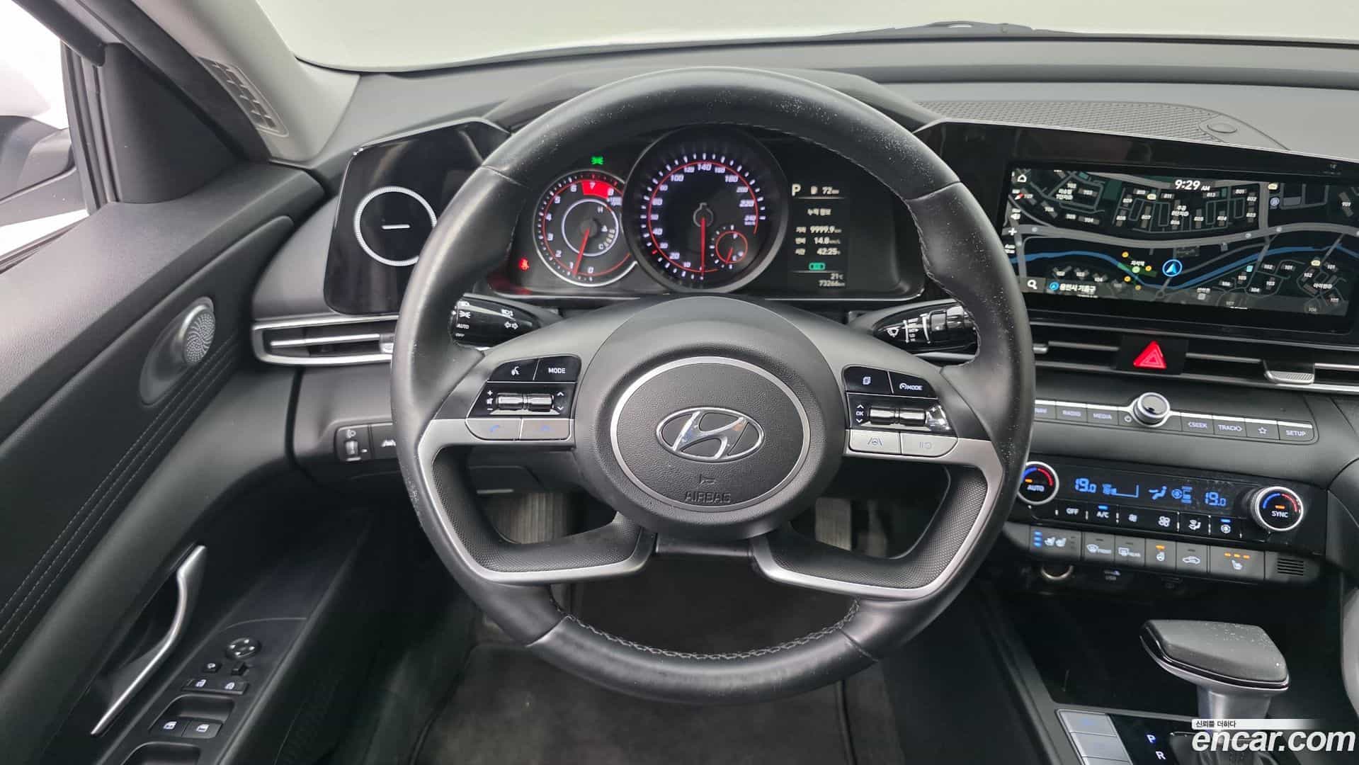 AVANTE Hyundai 2022.0-OPTION-017