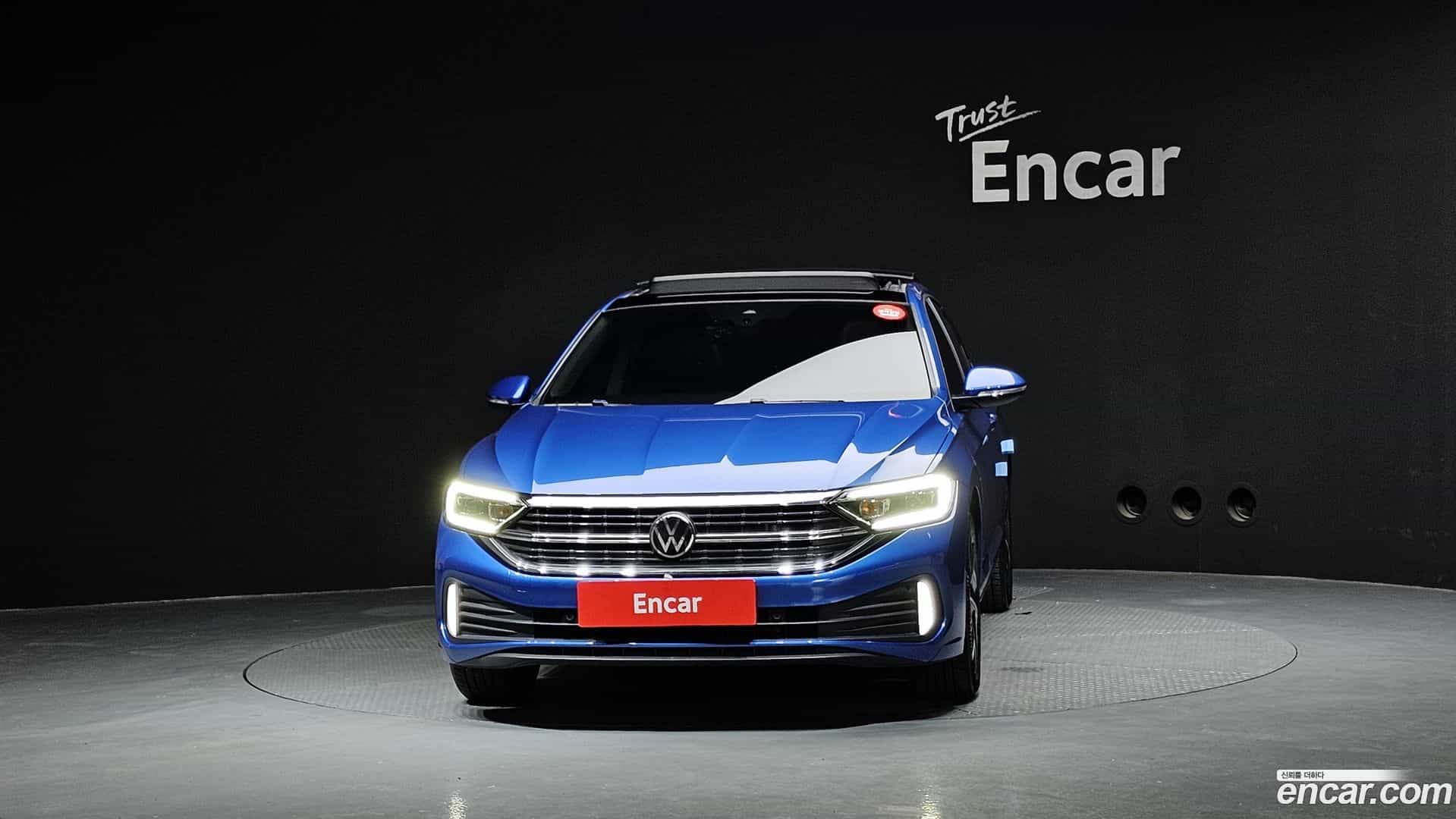 Jetta Volkswagen 2023.11-OUTER-003