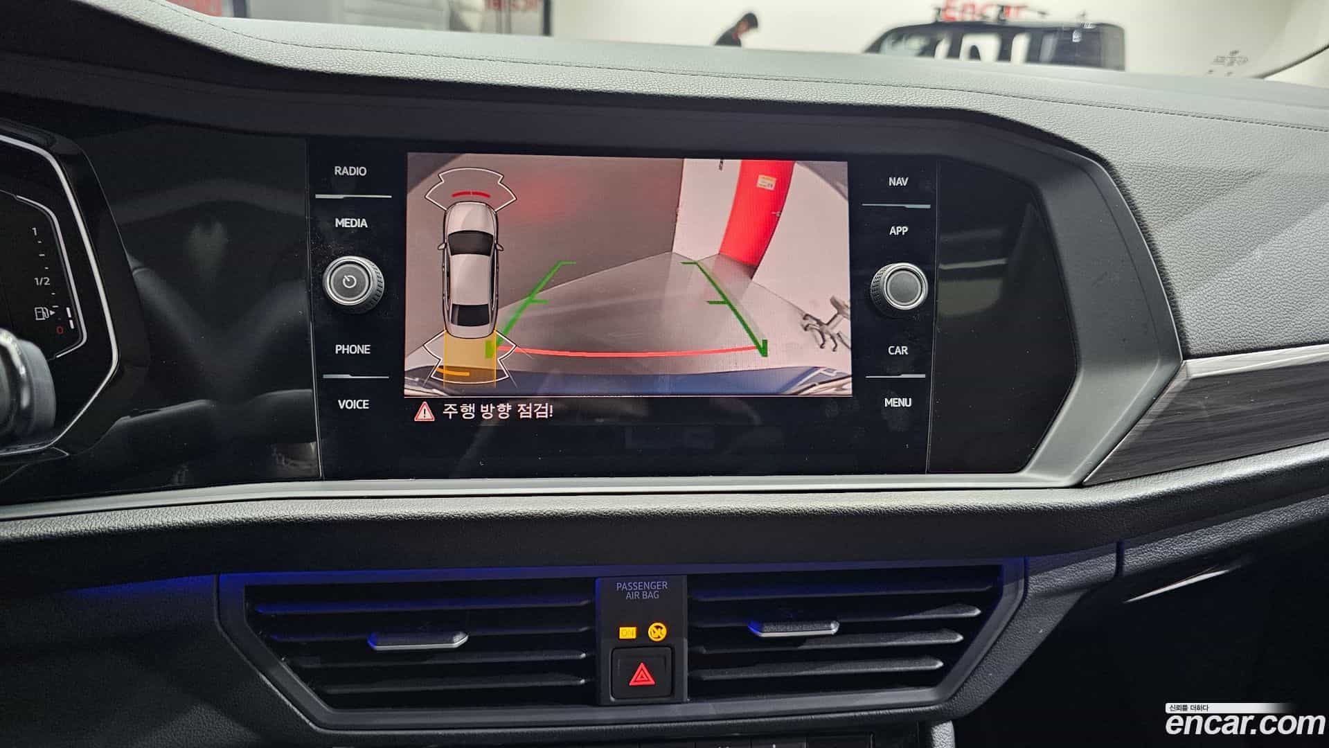 Jetta Volkswagen 2023.11-OPTION-019
