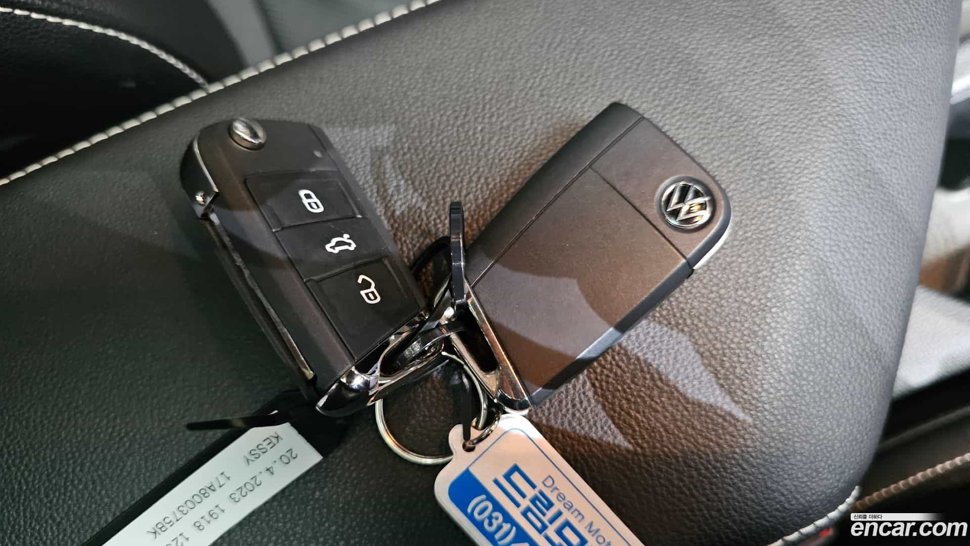 Jetta Volkswagen 2023.11-OPTION-020