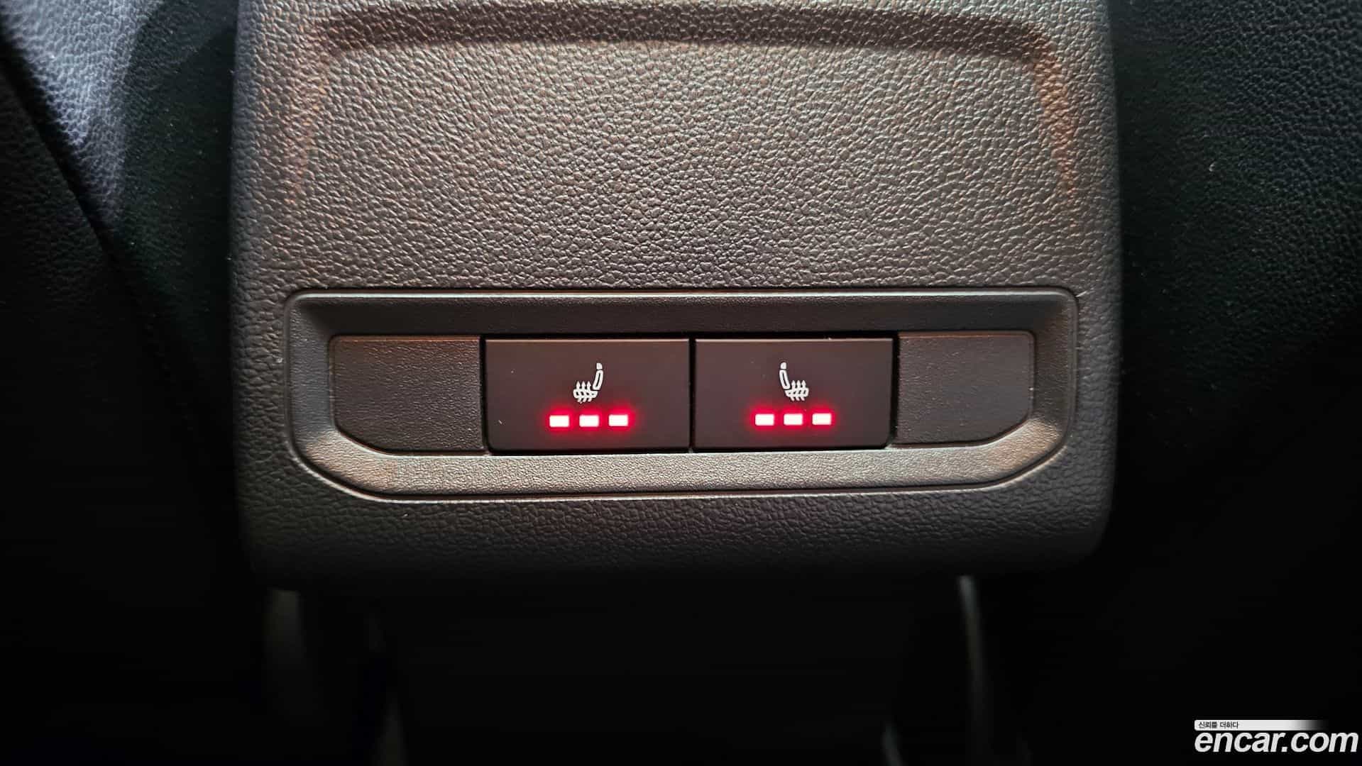 Jetta Volkswagen 2023.11-OPTION-041