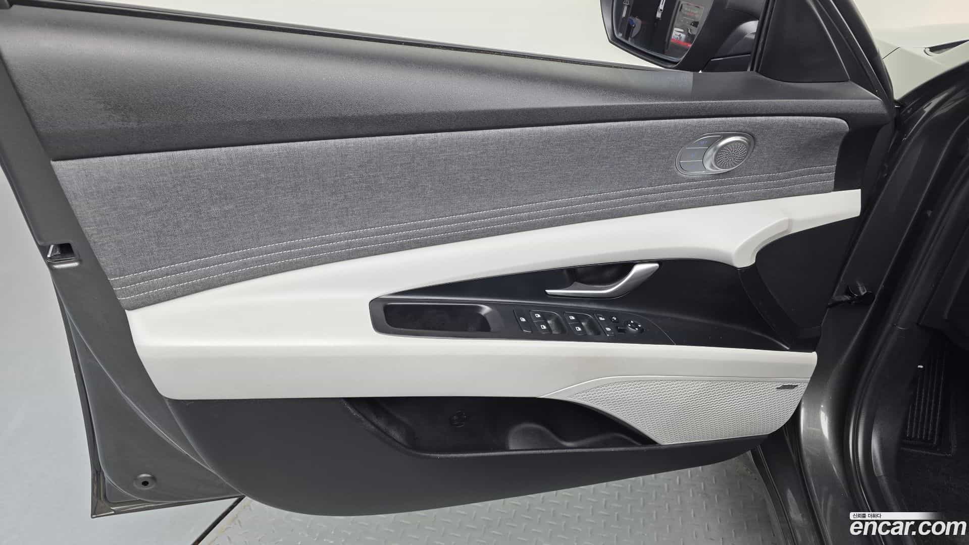 AVANTE Hyundai 2021.3-INNER-034