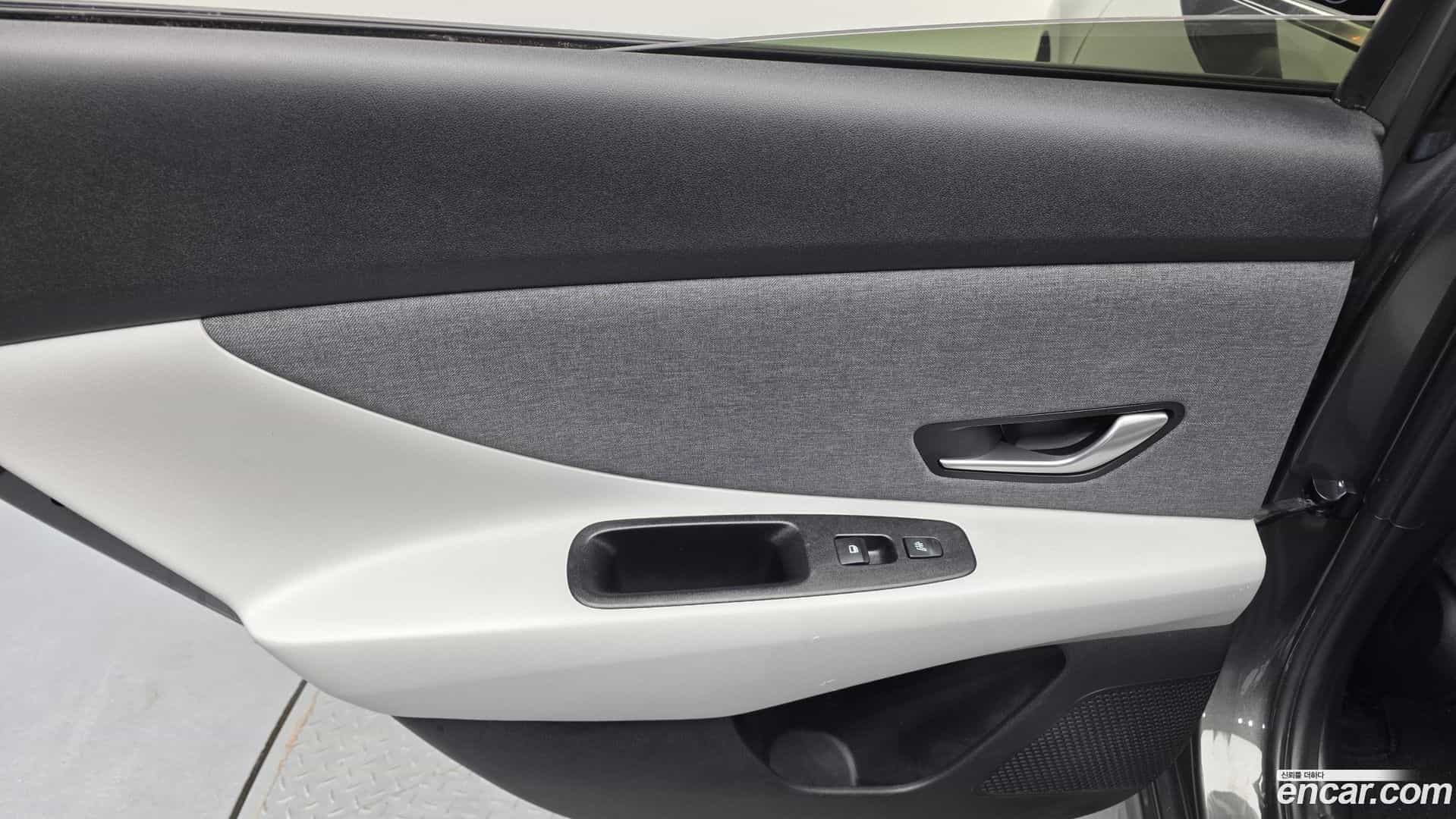 AVANTE Hyundai 2021.3-INNER-035