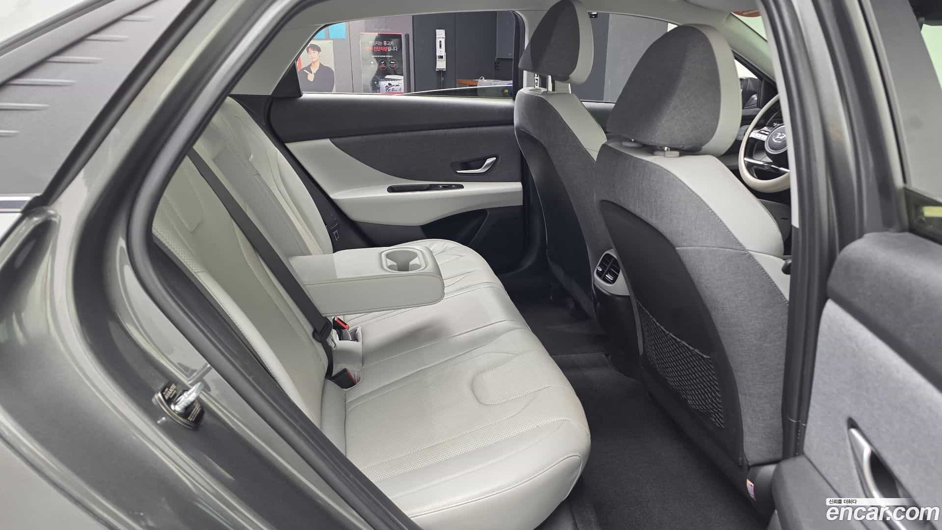 AVANTE Hyundai 2021.3-INNER-036