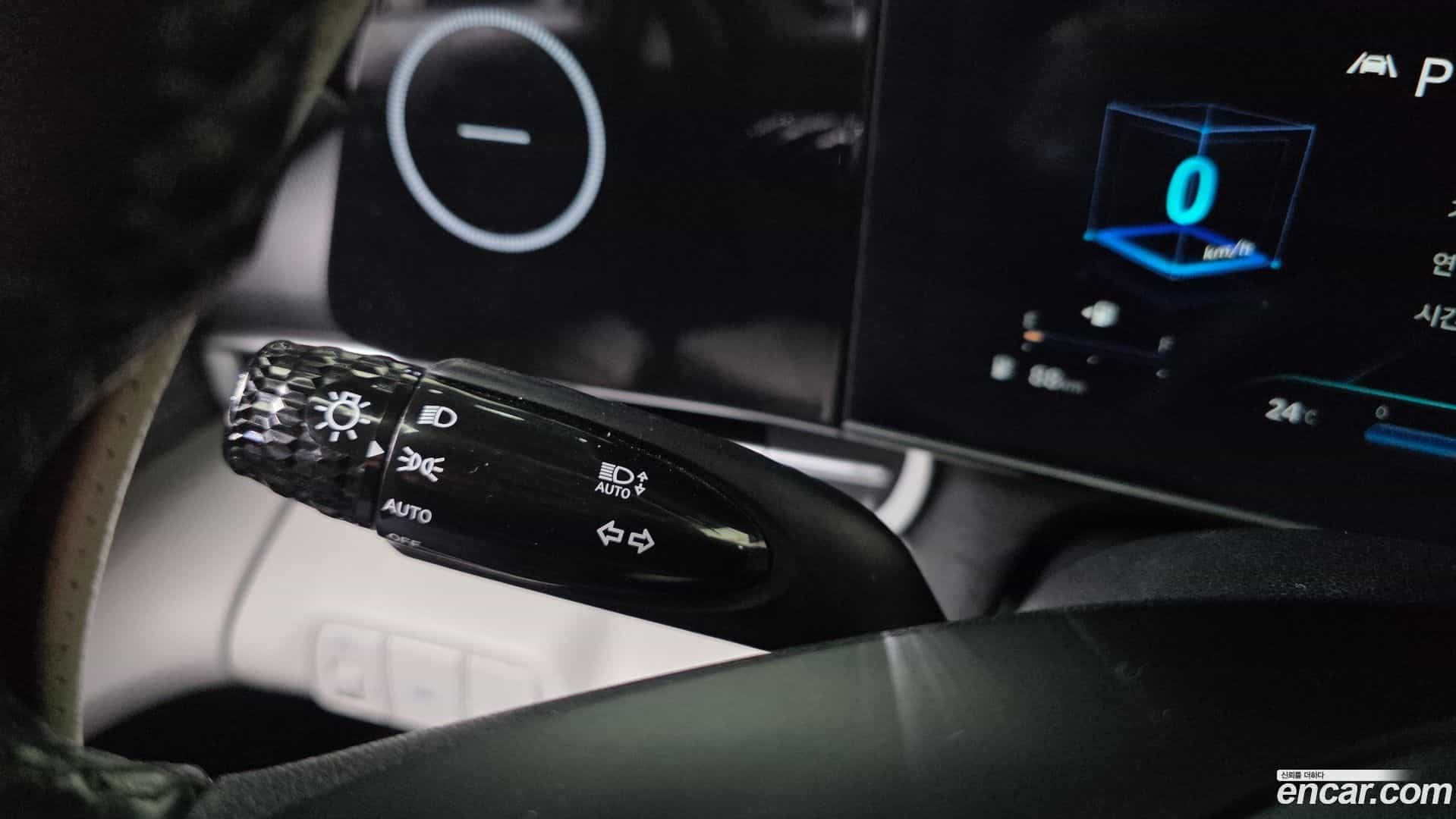 AVANTE Hyundai 2021.3-OPTION-040