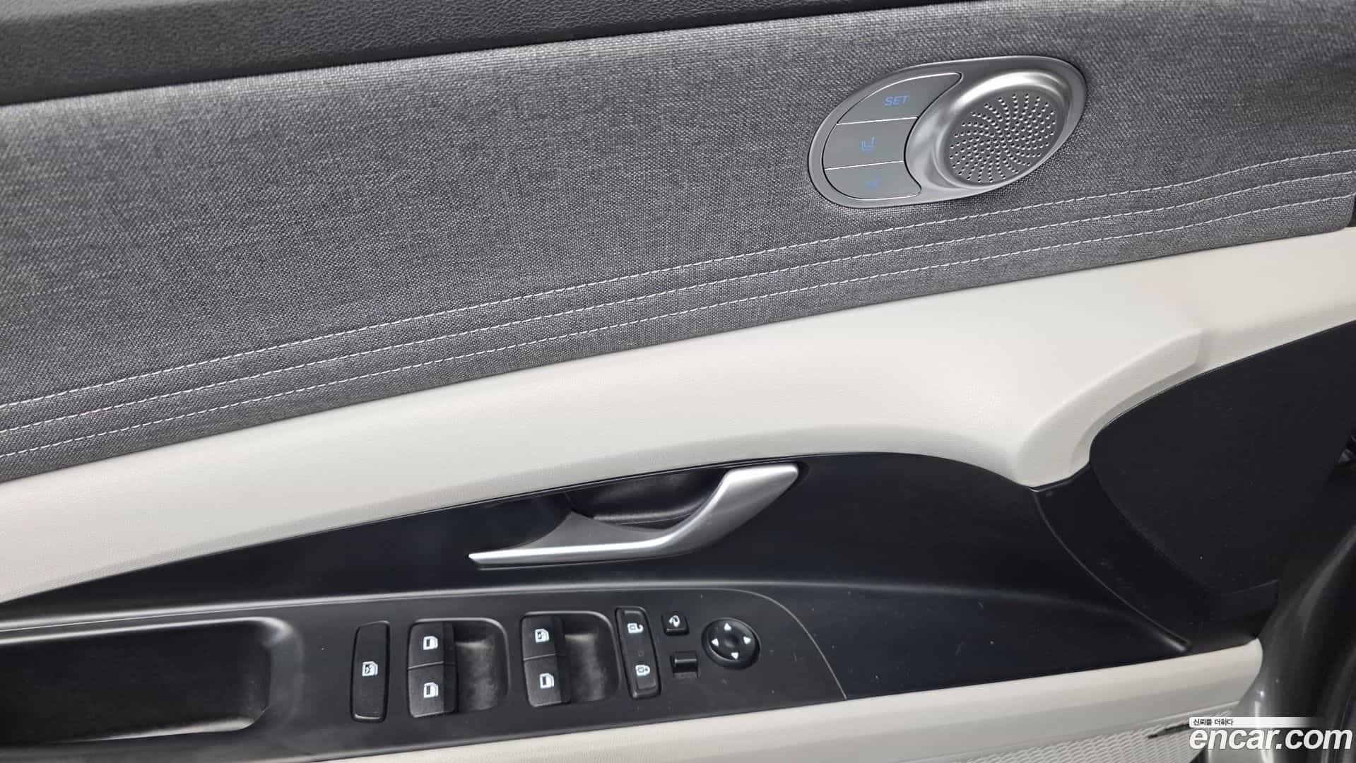 AVANTE Hyundai 2021.3-OPTION-045