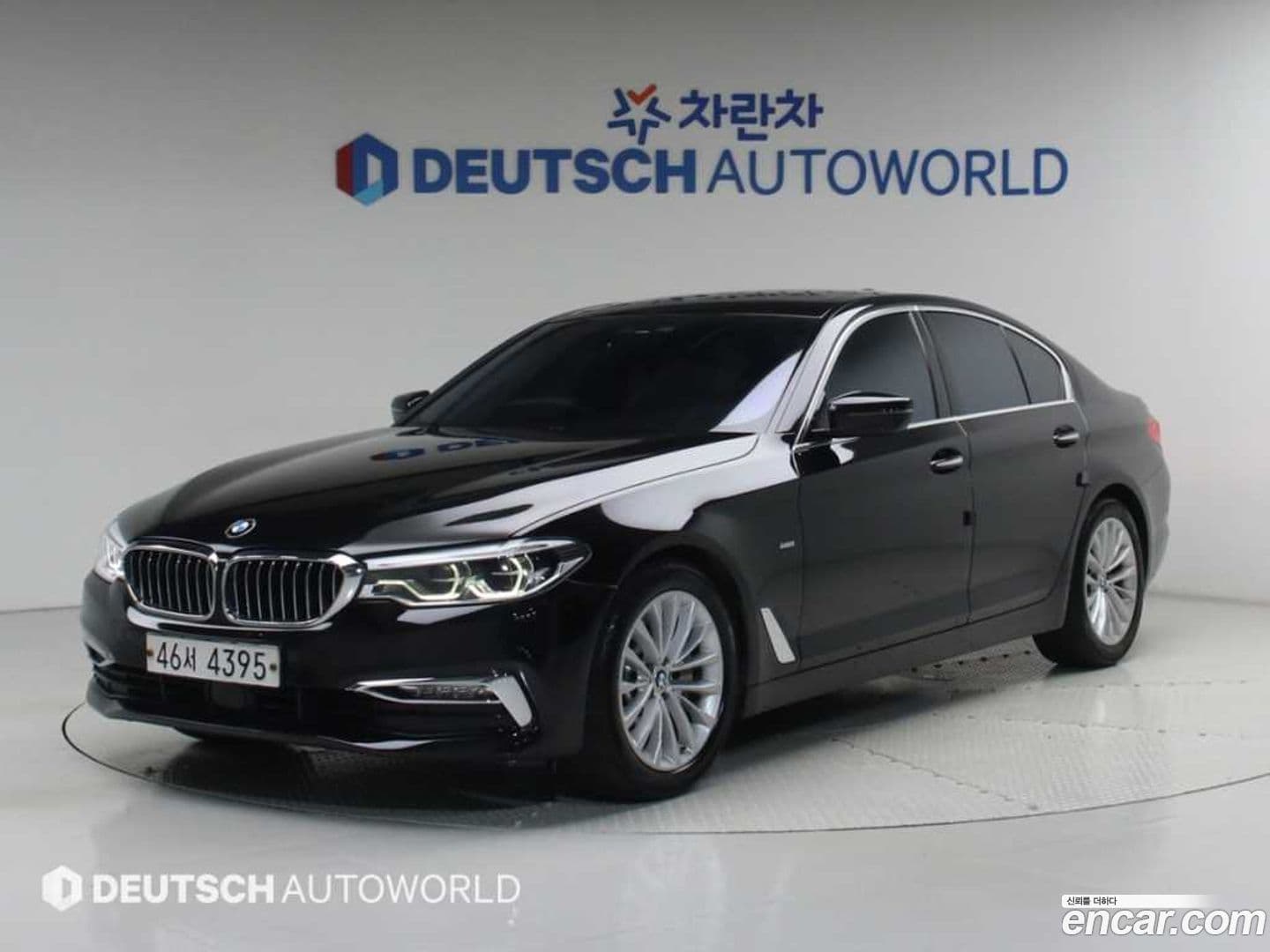 Main__Slider__Photo:5-Series BMW 2018.5-0