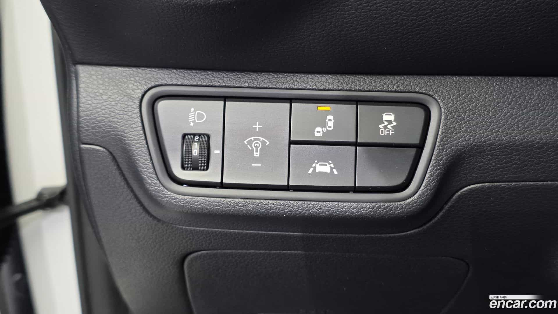 K3 Kia 2019.0-OPTION-018