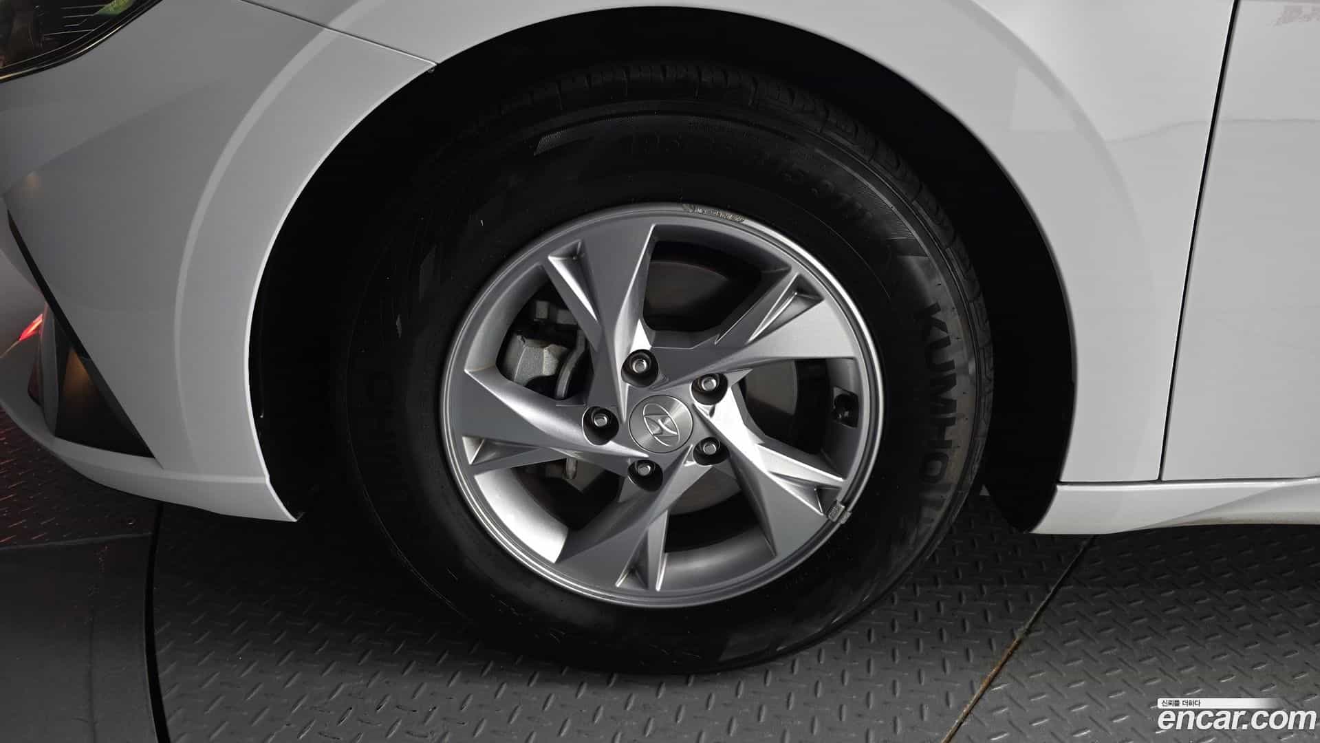 AVANTE Hyundai 2020.9-OUTER-005