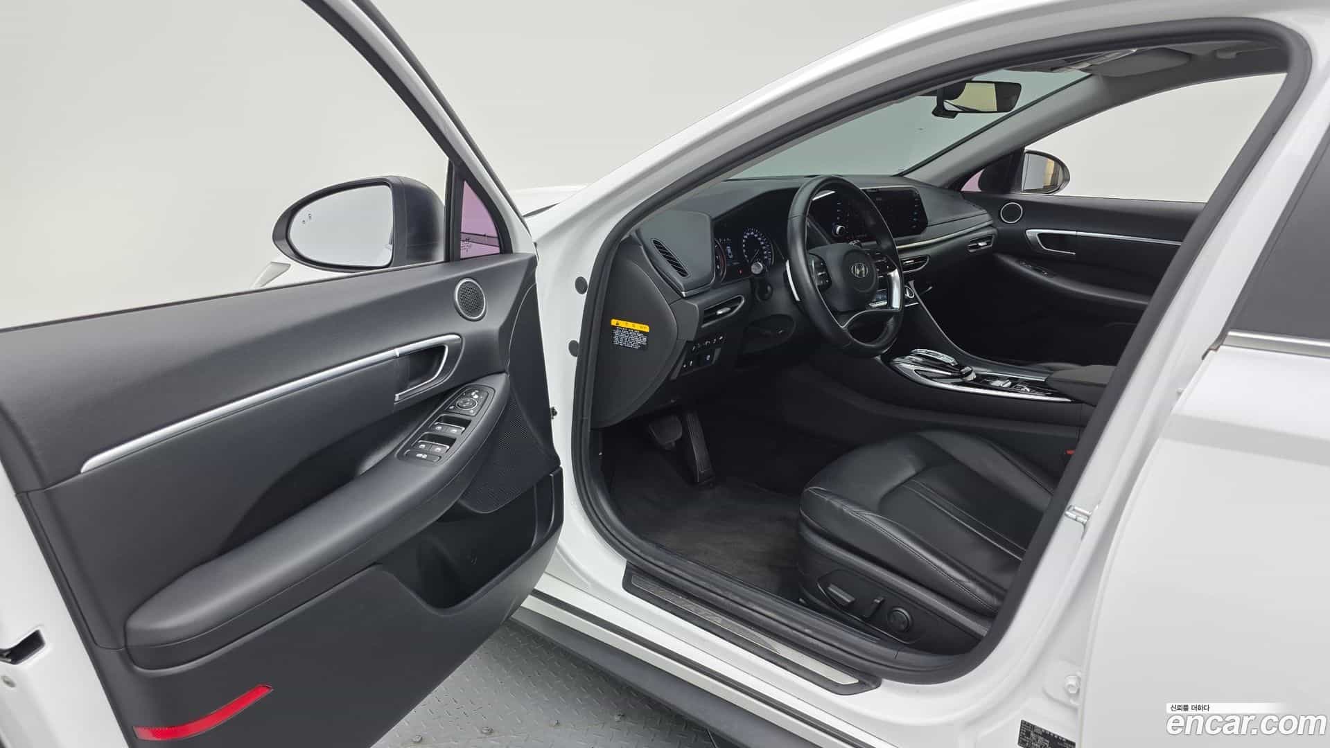 Sonata Hyundai 2020.2-INNER-010