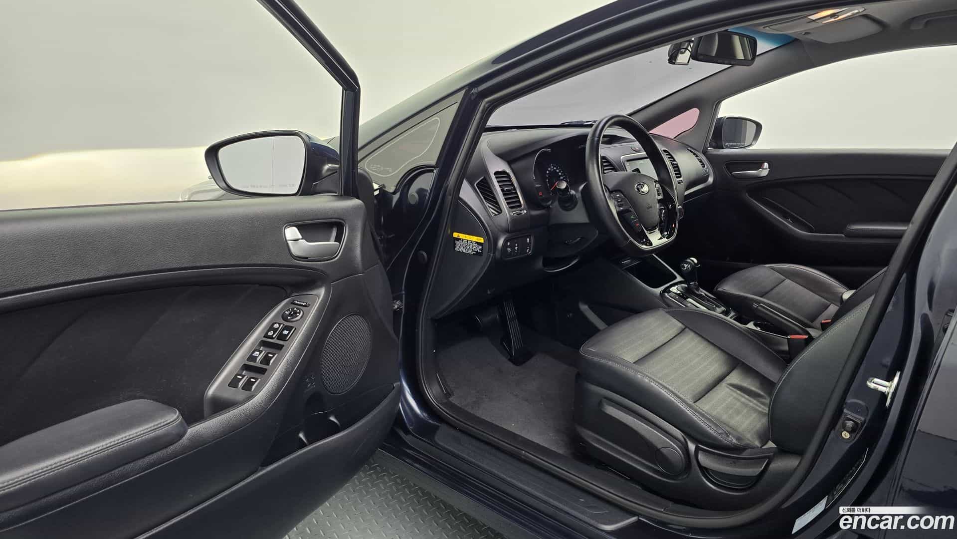 K3 Kia 2017.6-INNER-010