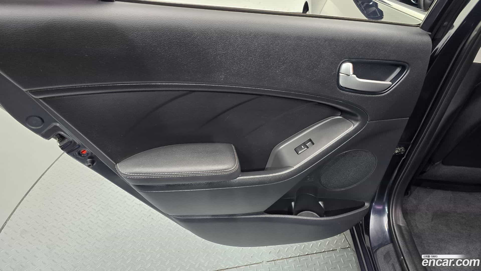 K3 Kia 2017.6-INNER-035