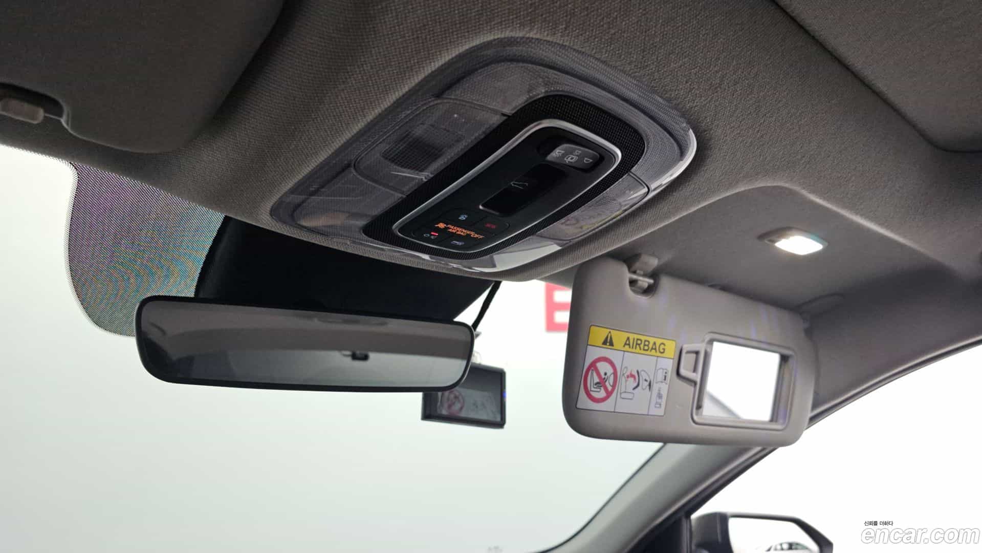 AVANTE Hyundai 2020.5-OPTION-024