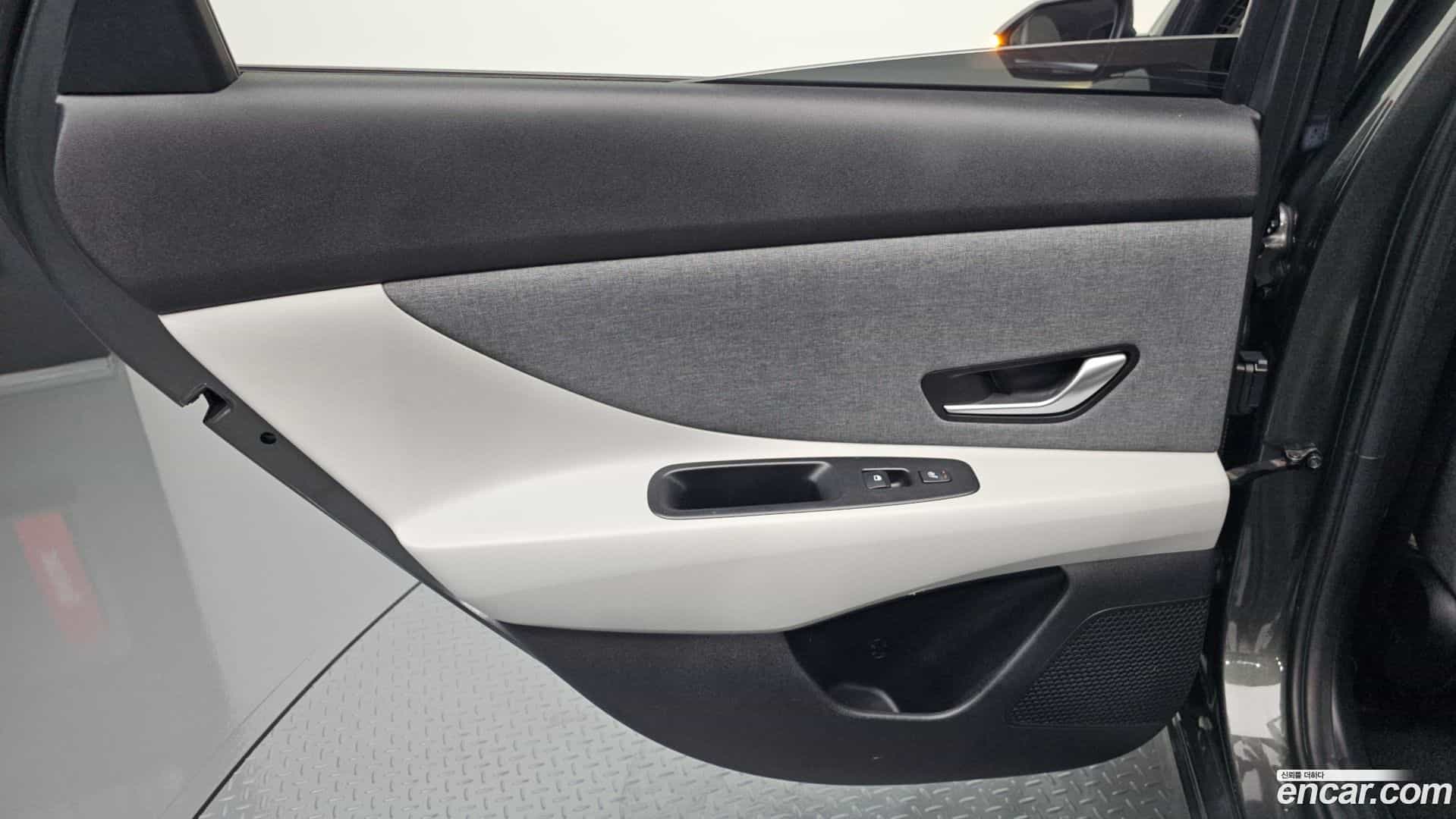 AVANTE Hyundai 2020.5-INNER-035