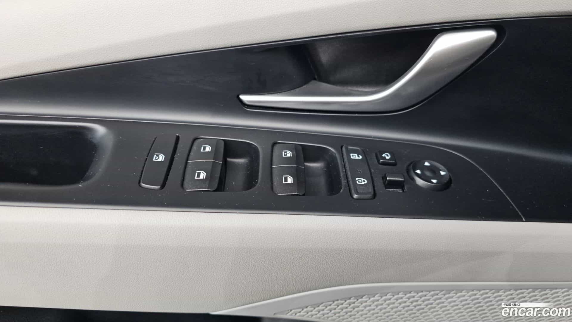 AVANTE Hyundai 2020.5-OPTION-044