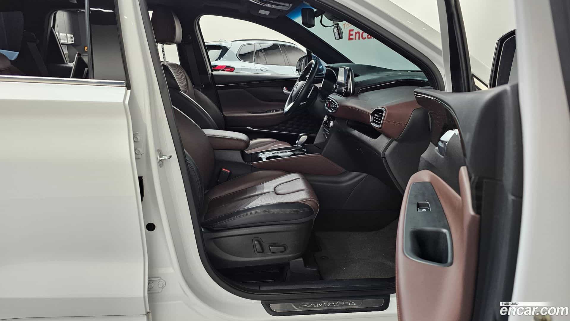 Santafe Hyundai 2019.4-INNER-036