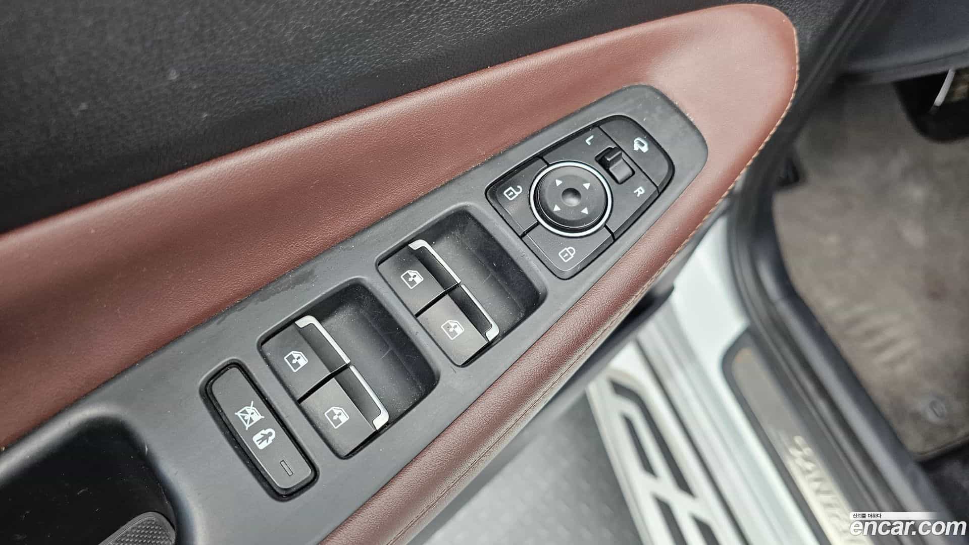 Santafe Hyundai 2019.4-OPTION-042