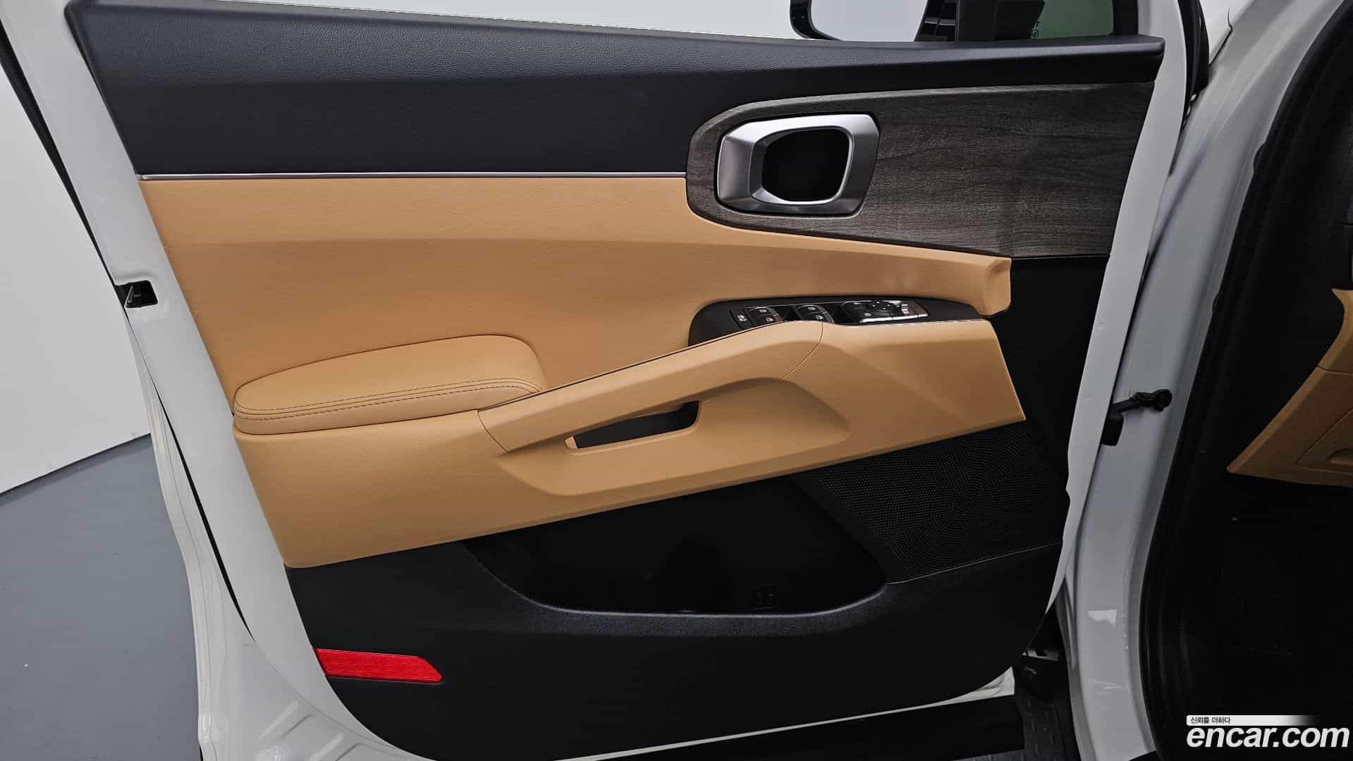 Sorento Kia 2021.4-INNER-034
