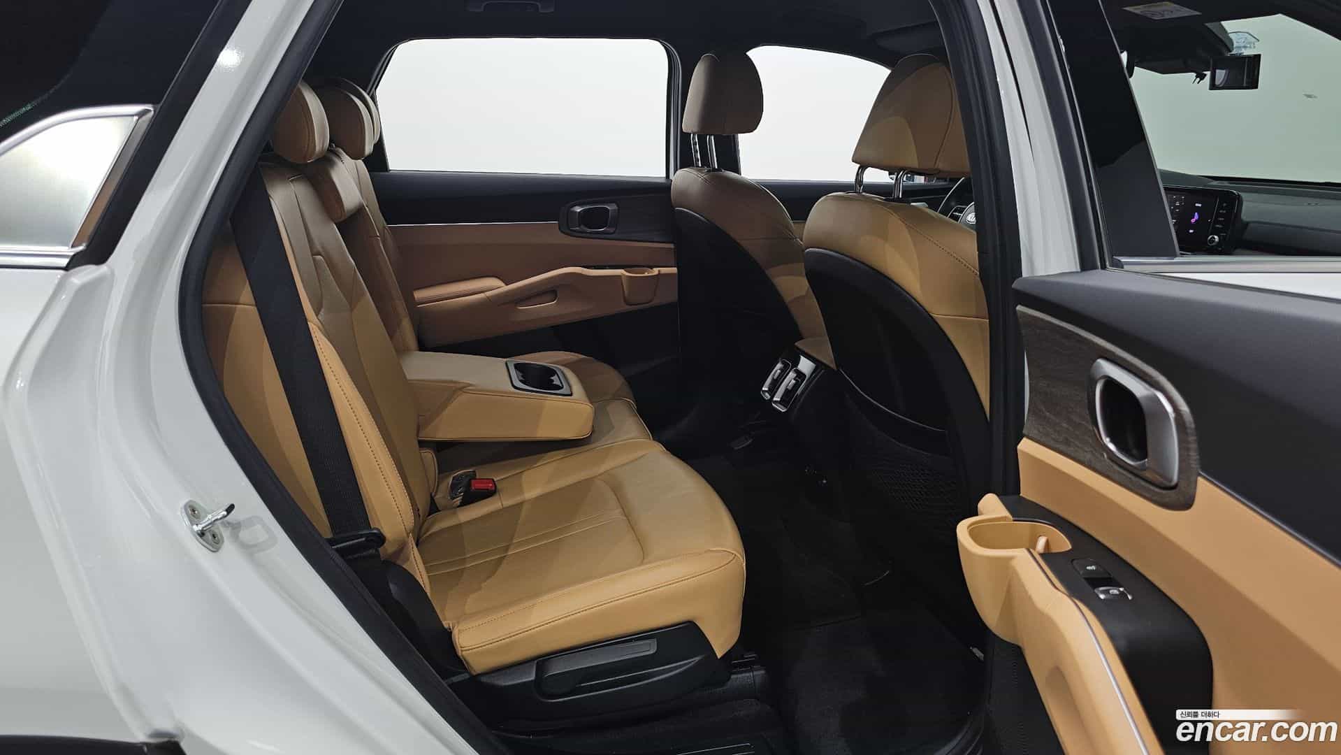 Sorento Kia 2021.4-INNER-036