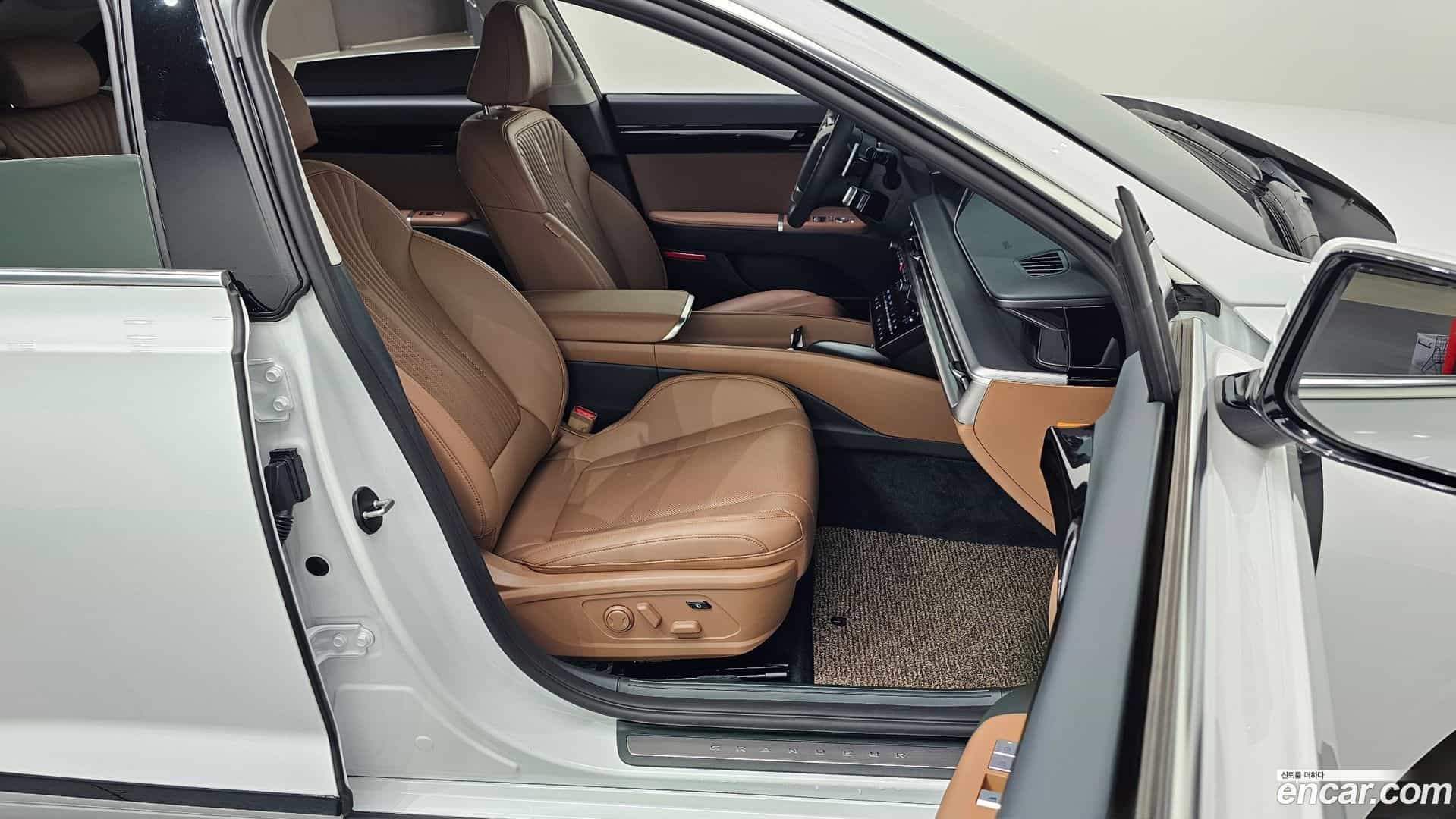 Grandeur Hyundai 2025.6-INNER-010
