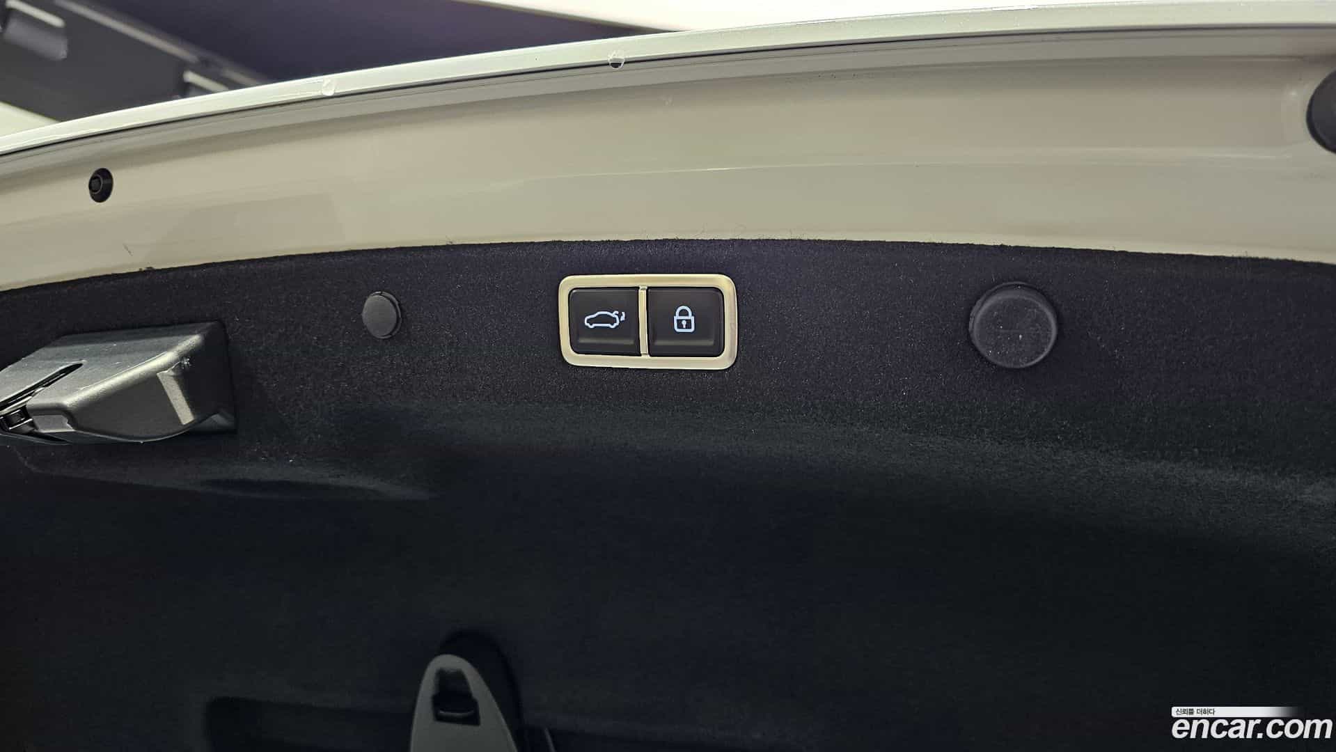 Grandeur Hyundai 2025.6-OPTION-024