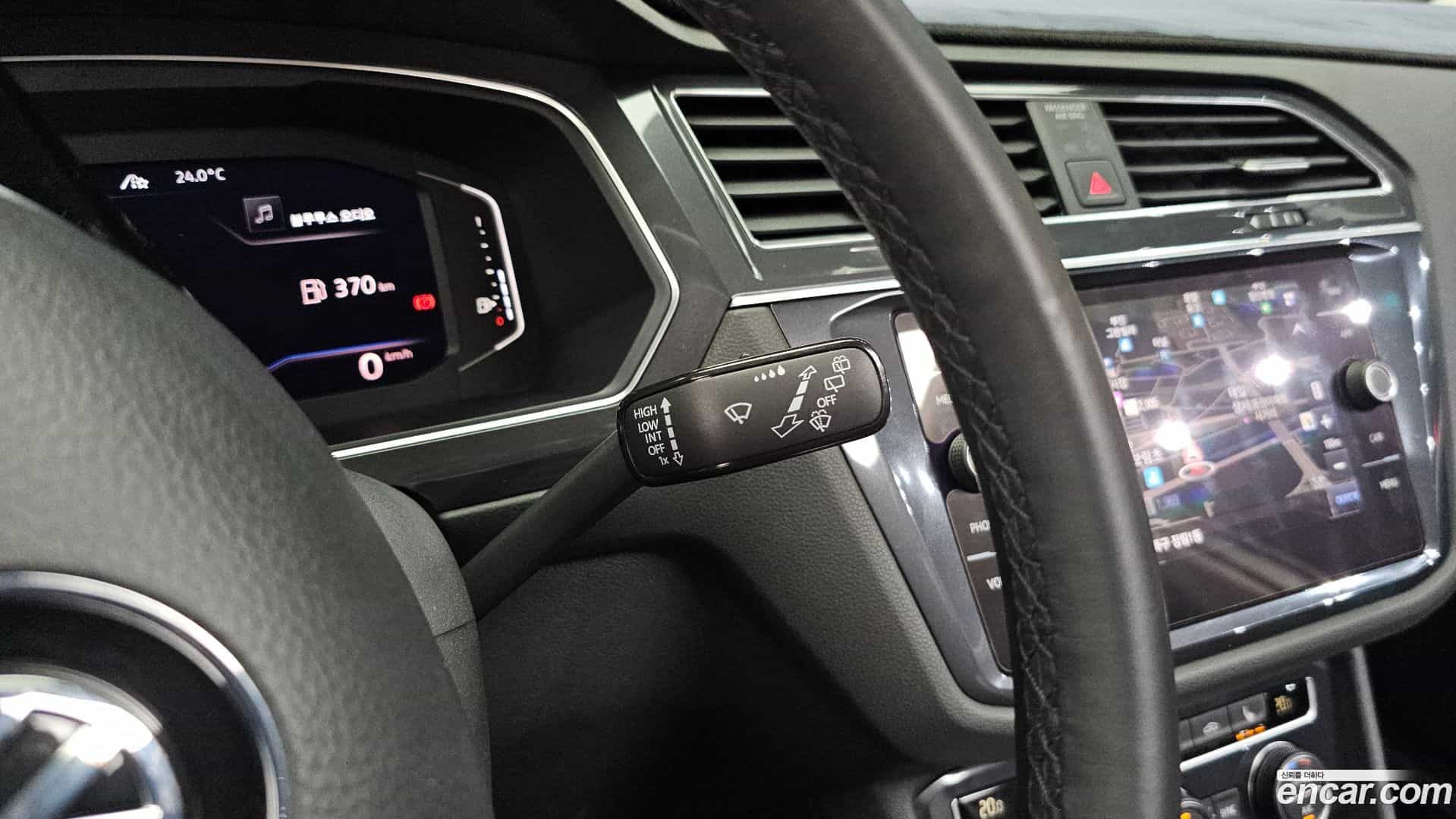 Tiguan Volkswagen 2020.4-OPTION-041