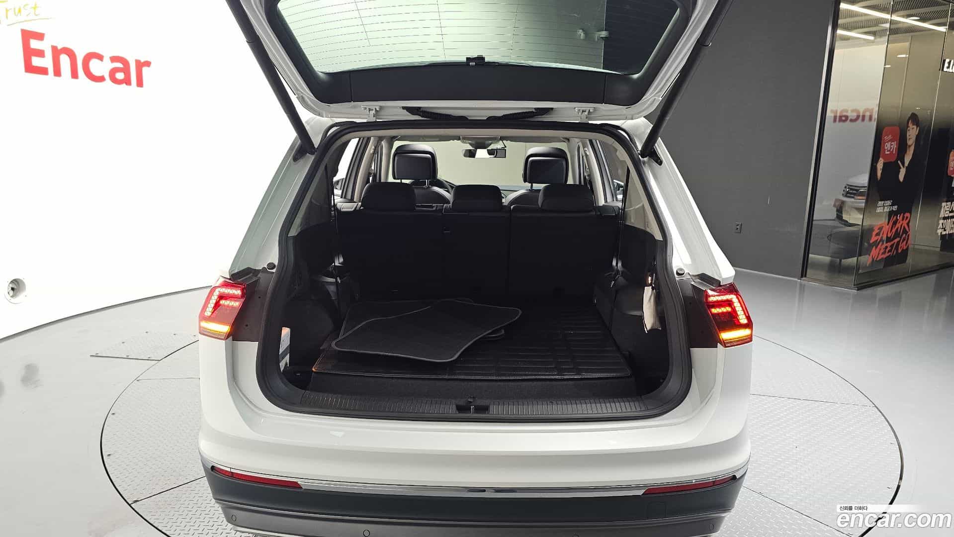 Tiguan Volkswagen 2020.4-OPTION-048