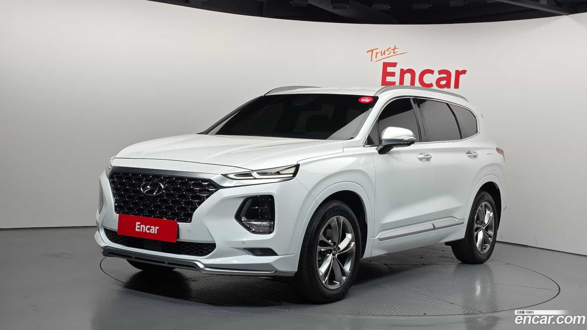 Santafe Hyundai 2019.9-OUTER-001