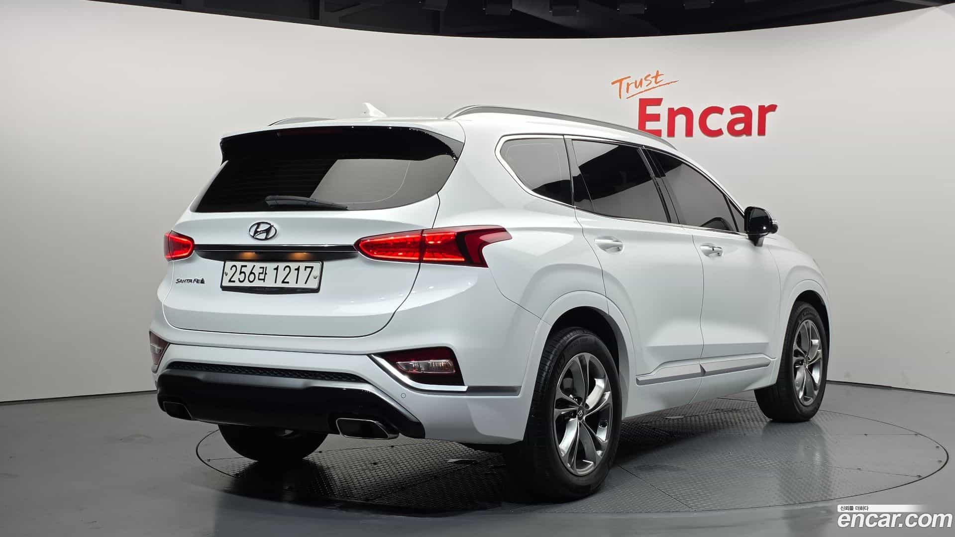 Santafe Hyundai 2019.9-OUTER-002