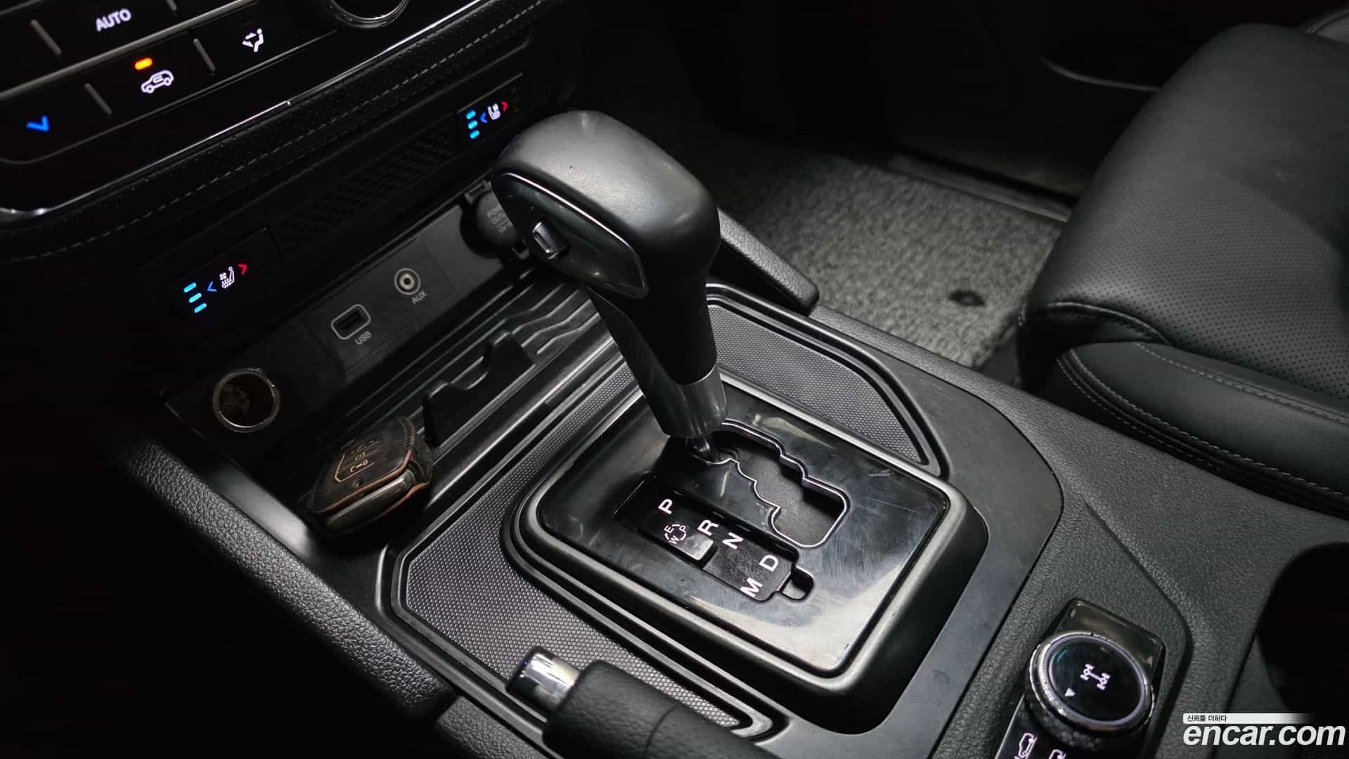 Rexton KG Mobility 2021.6-INNER-009