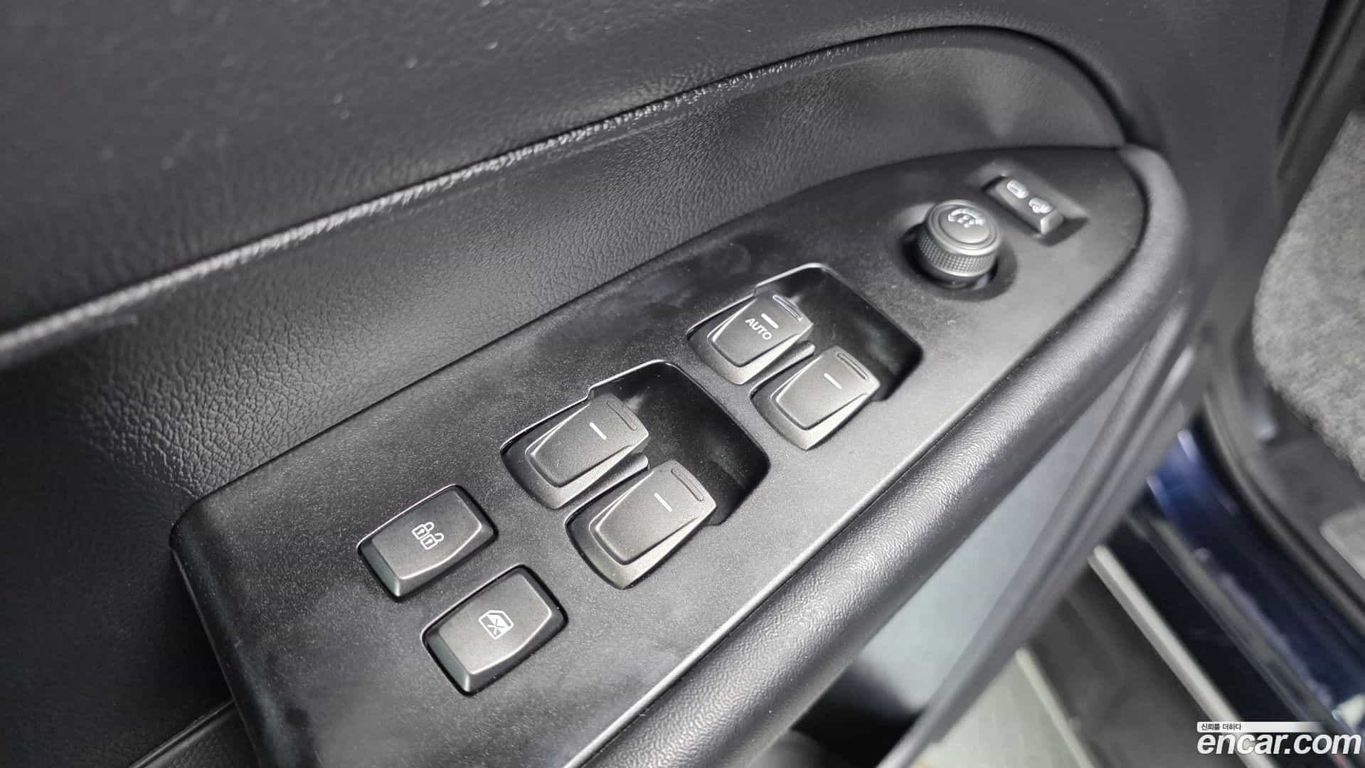 Rexton KG Mobility 2021.6-OPTION-016