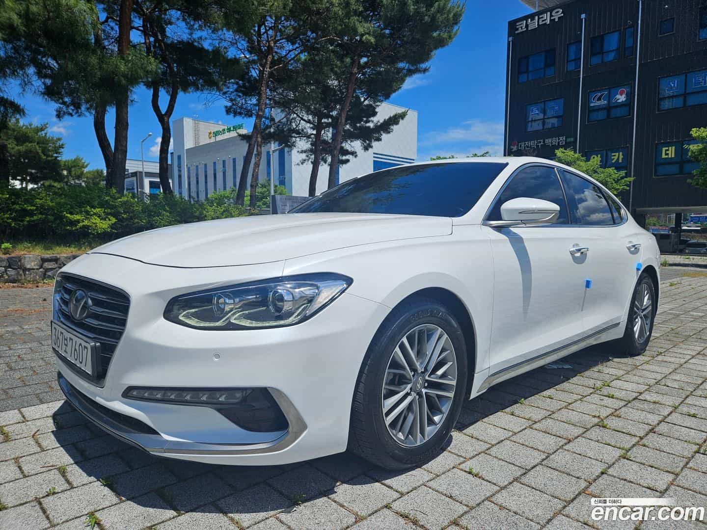 Grandeur Hyundai 2019.9-OUTER-001