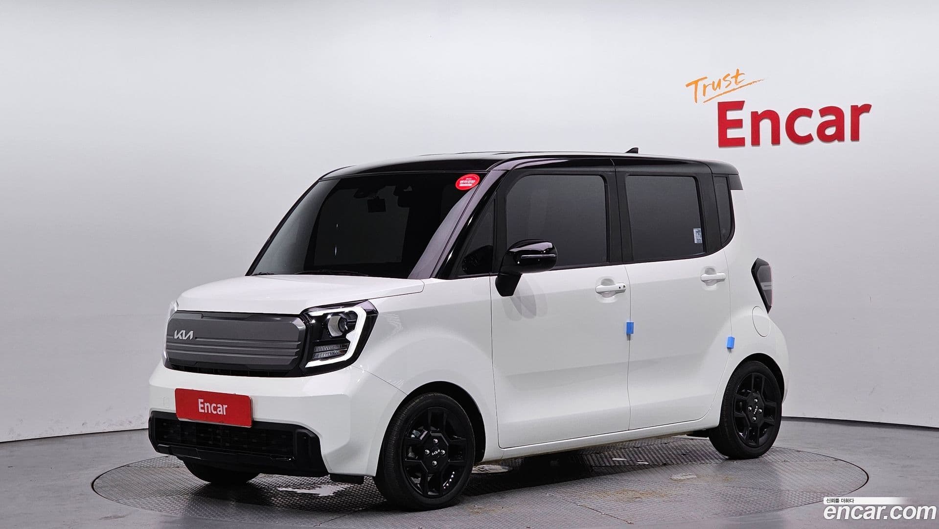 Main__Slider__Photo:RAY Kia 2023.4-0