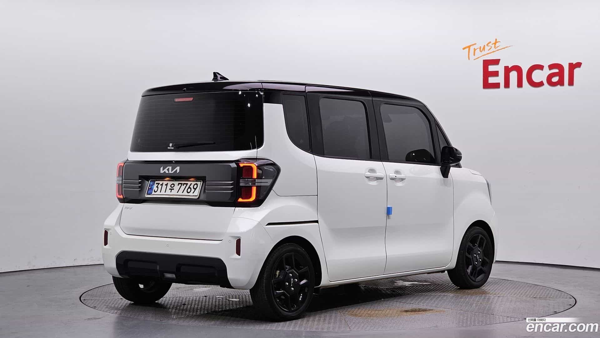 RAY Kia 2023.4-OUTER-002