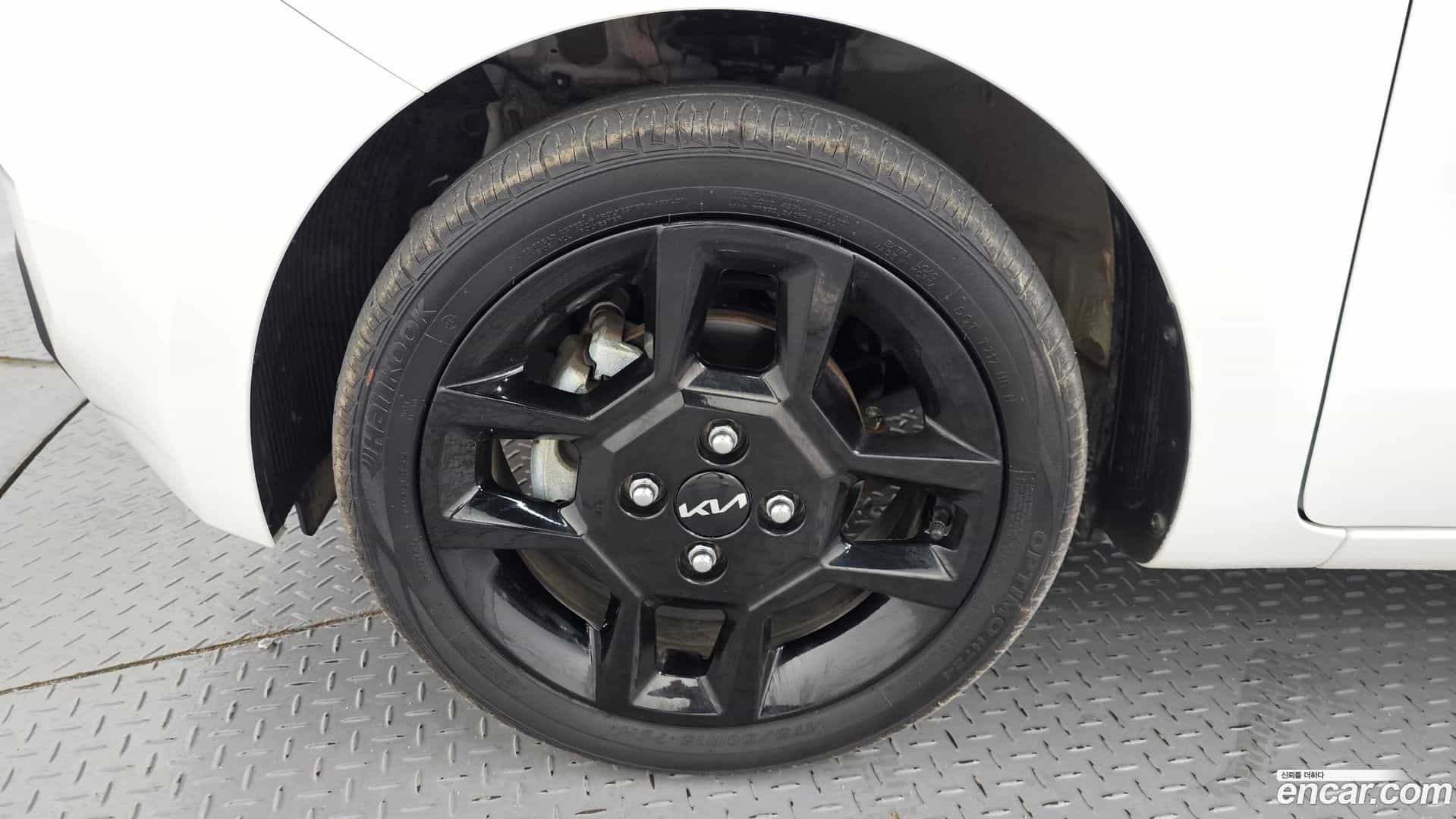 RAY Kia 2023.4-OUTER-005