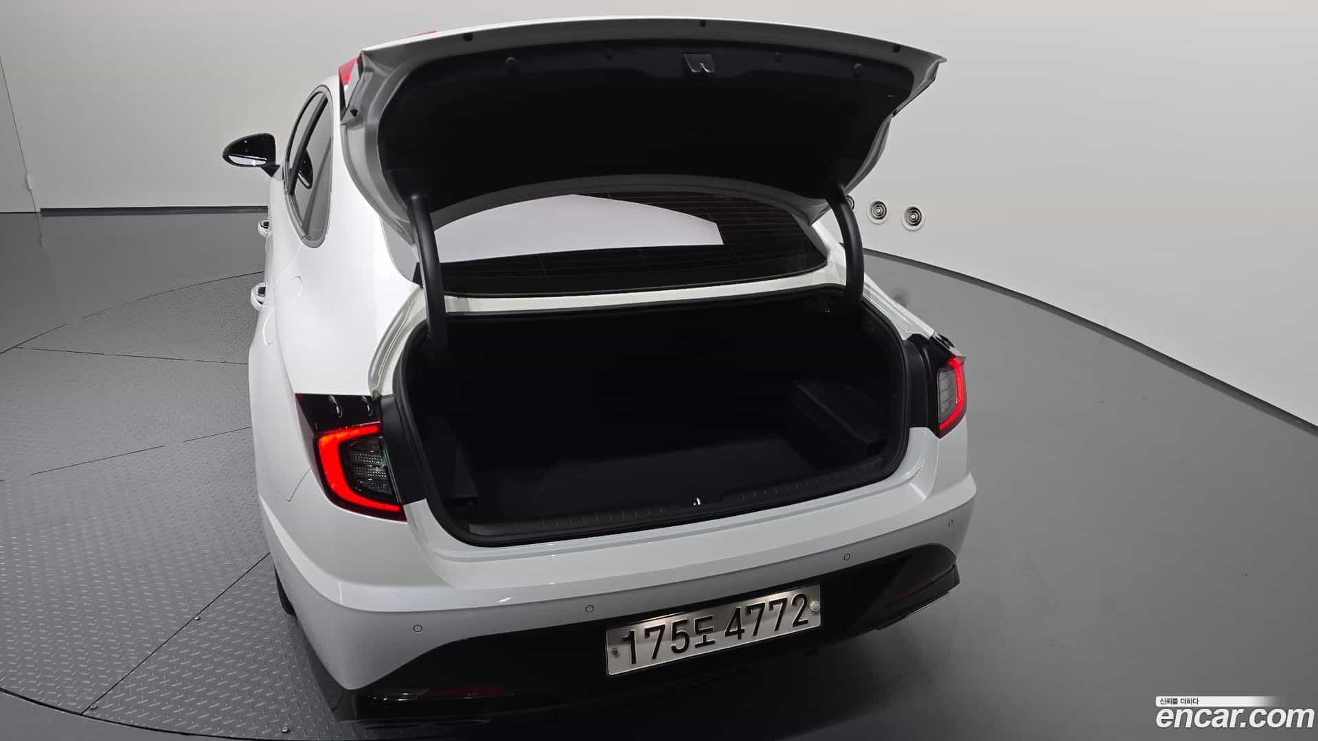 Sonata Hyundai 2020.8-OPTION-044