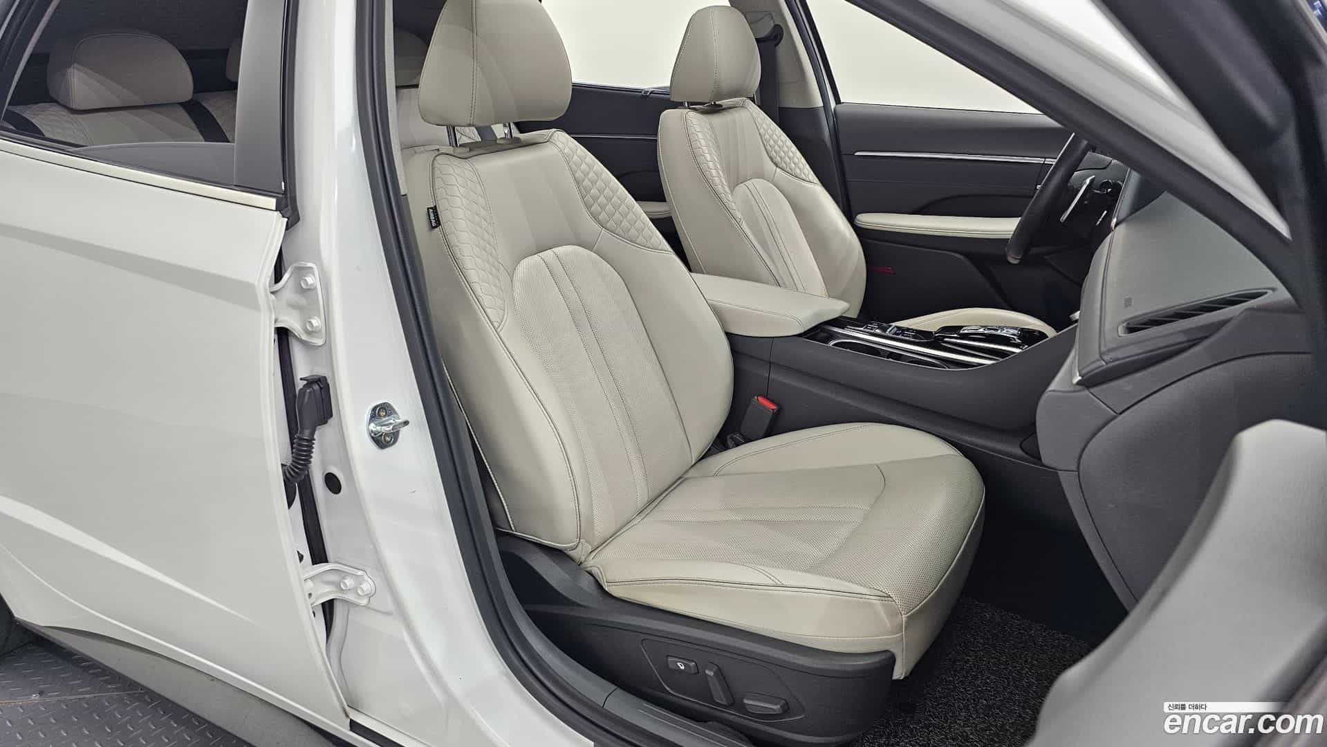 Sonata Hyundai 2020.7-OPTION-016