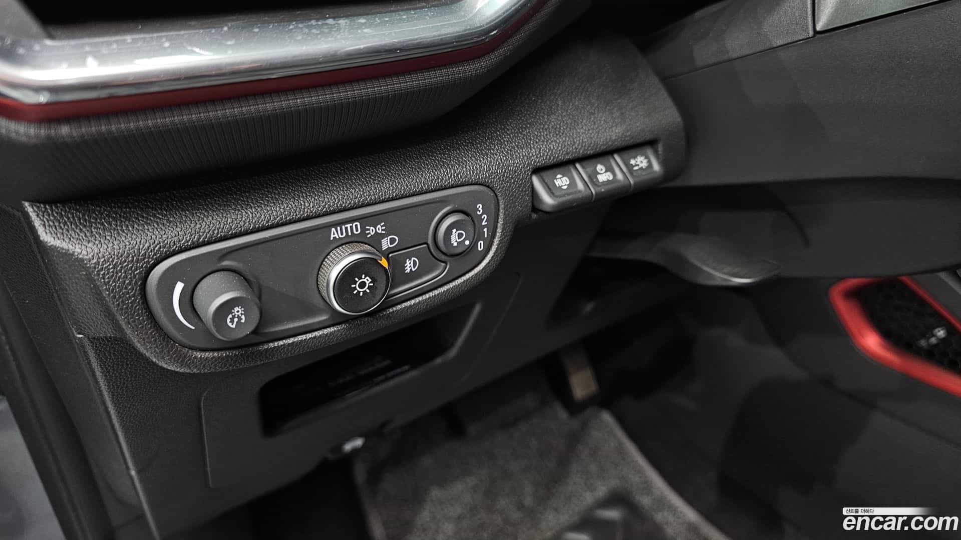 Trailblazer Chevrolet 2021.5-OPTION-041