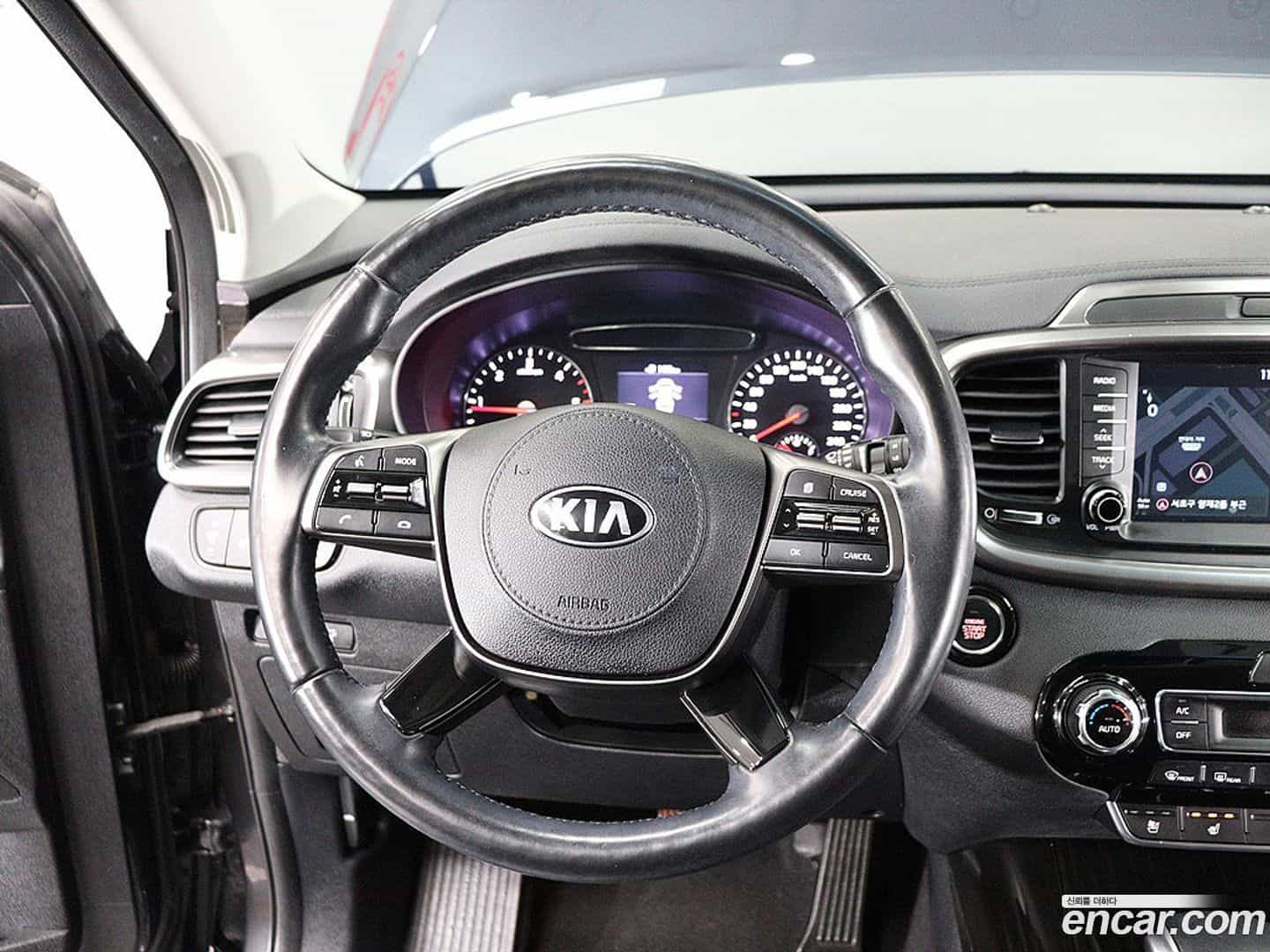 Sorento Kia 2018.3-OPTION-018