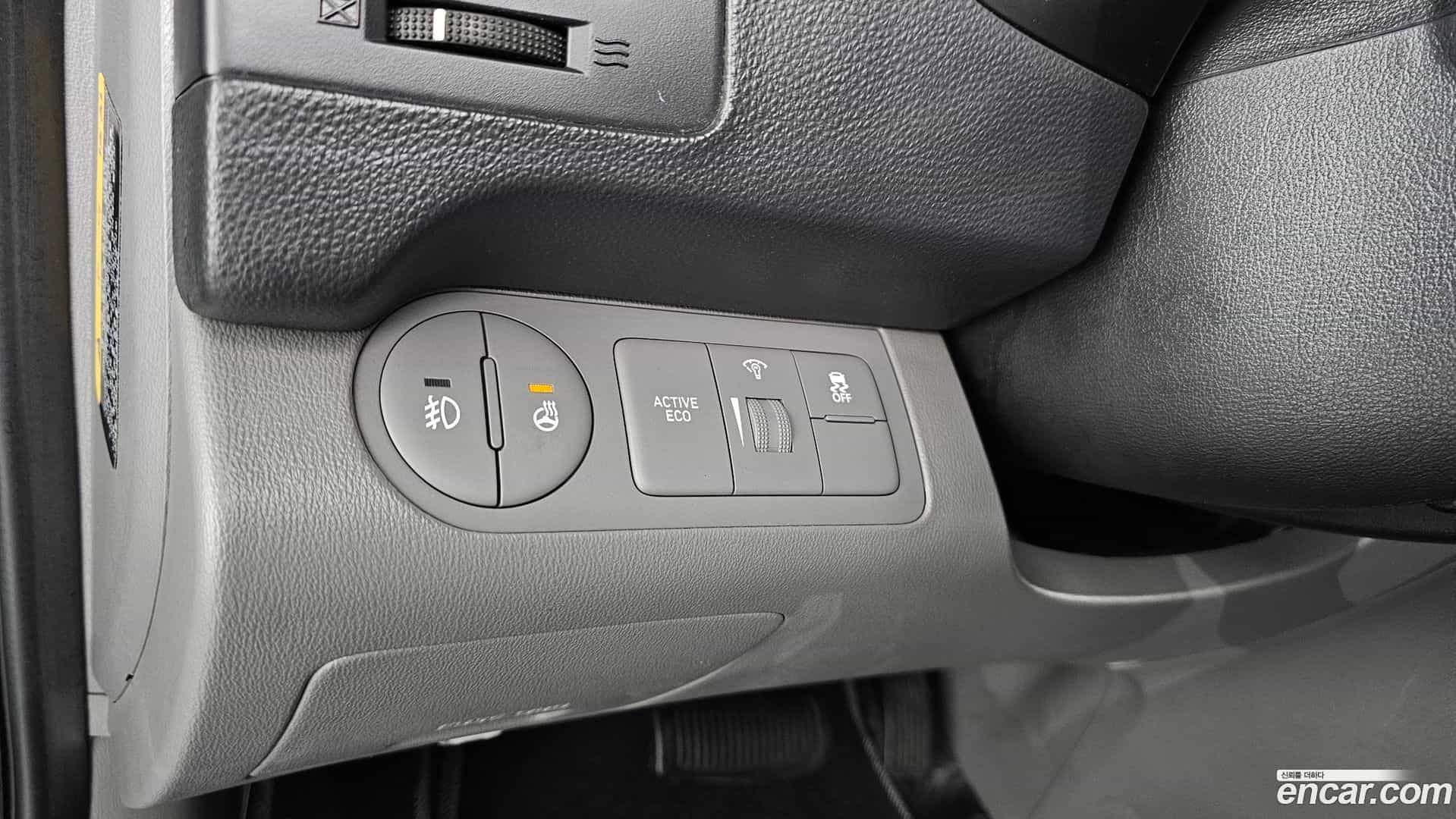 Starex Hyundai 2021.2-OPTION-019