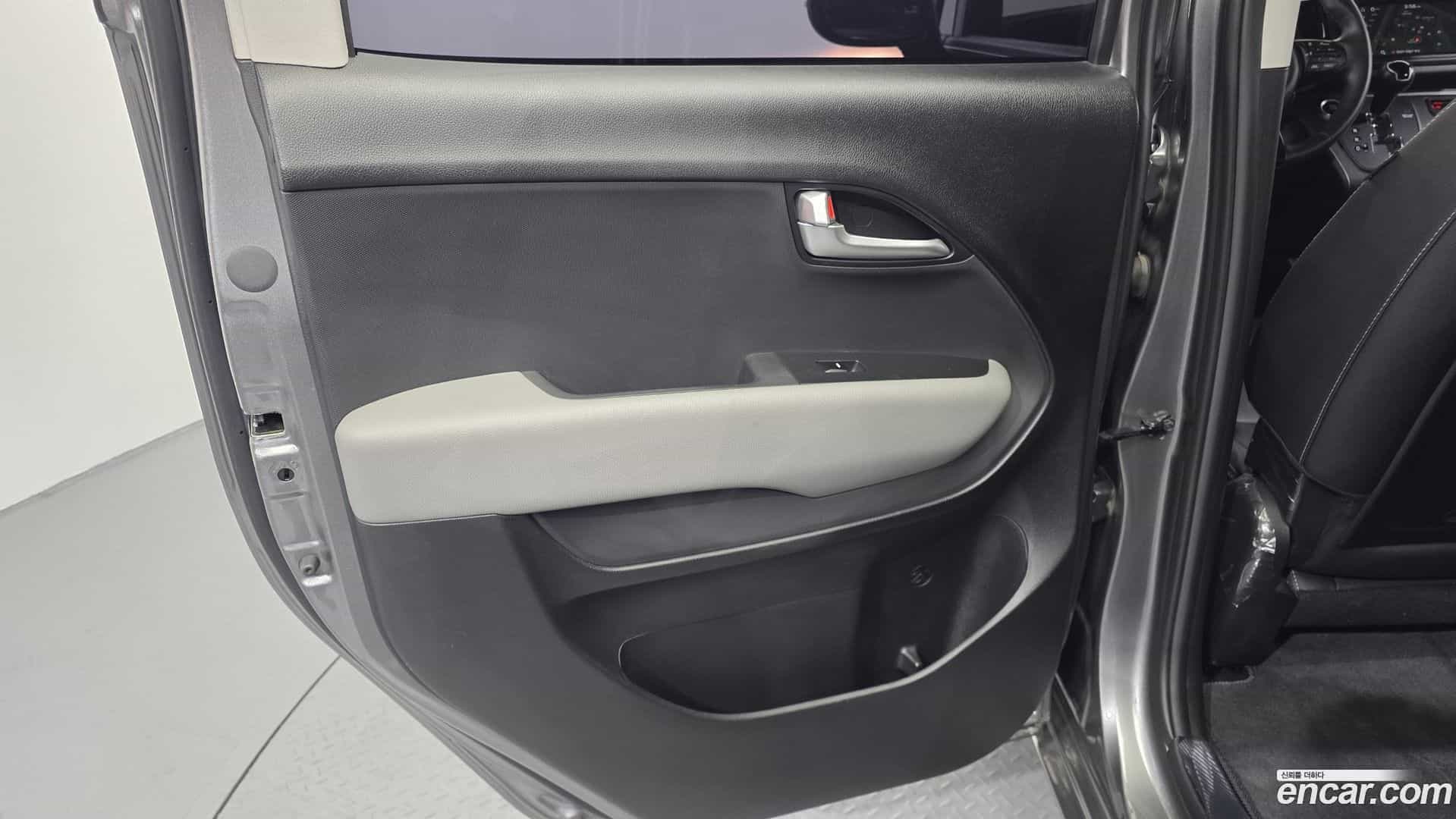 RAY Kia 2023.6-INNER-035