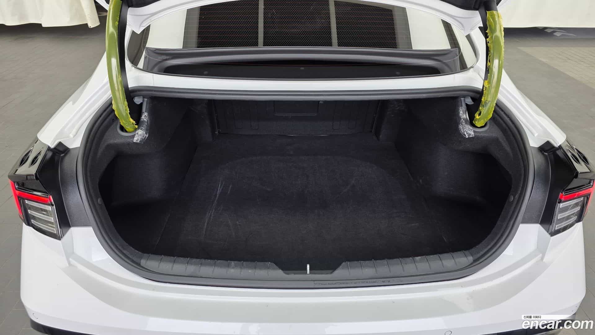 Sonata Hyundai 2025.3-OPTION-024