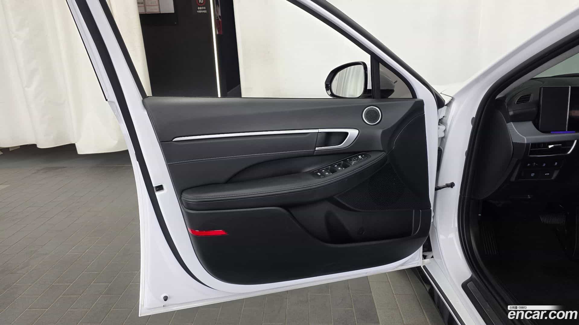 Sonata Hyundai 2025.3-INNER-034